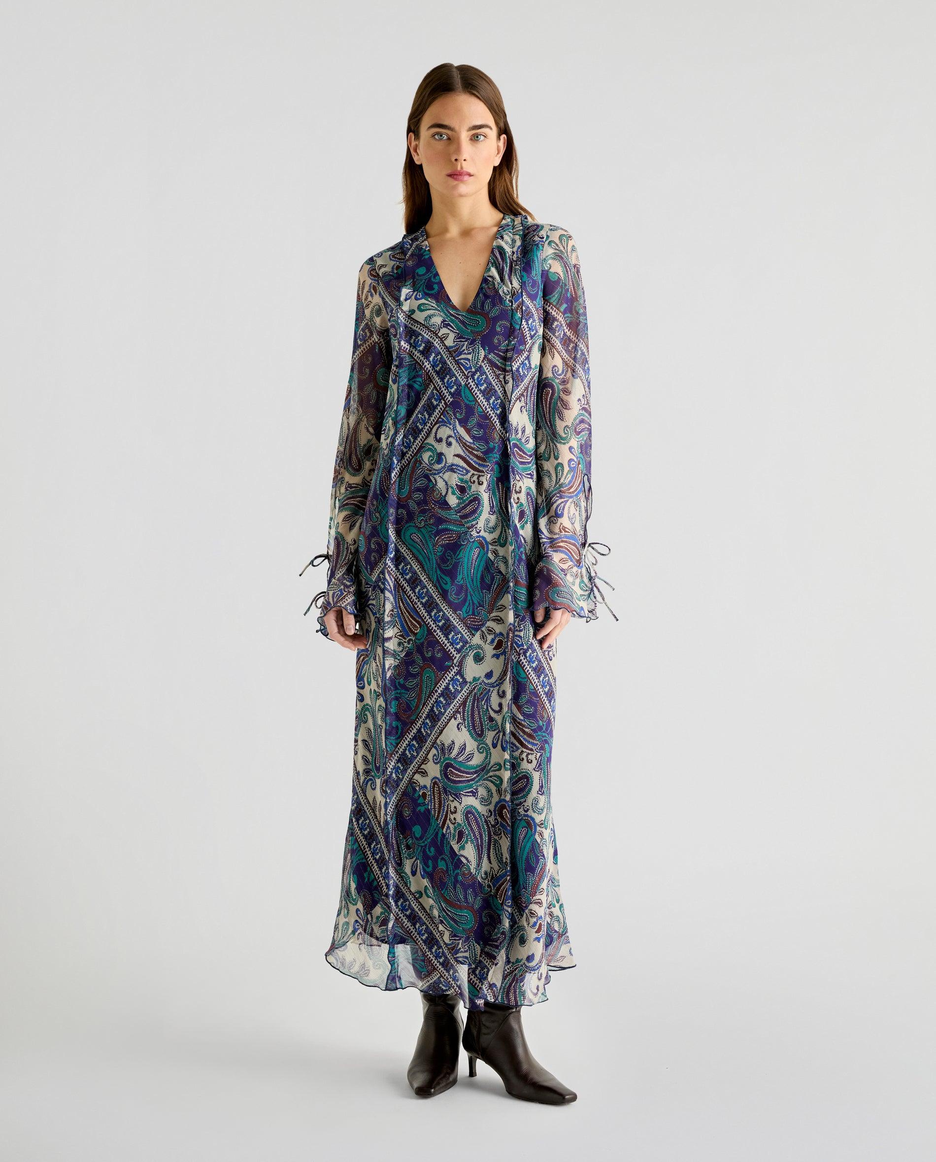 Imagem 0 de Vestido Comprido com Decote em V