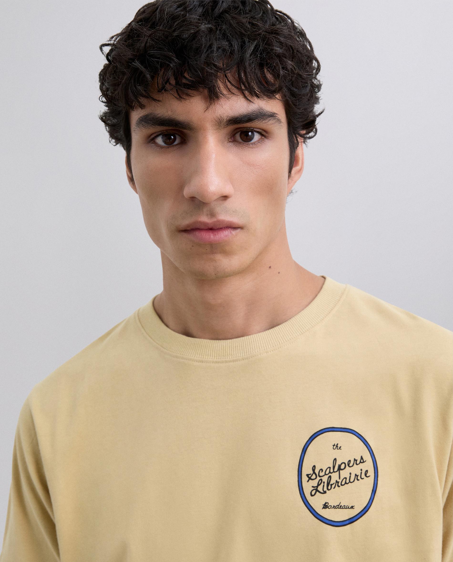 T-shirt de Manga Curta com Estampado Posterior Mostarda-3