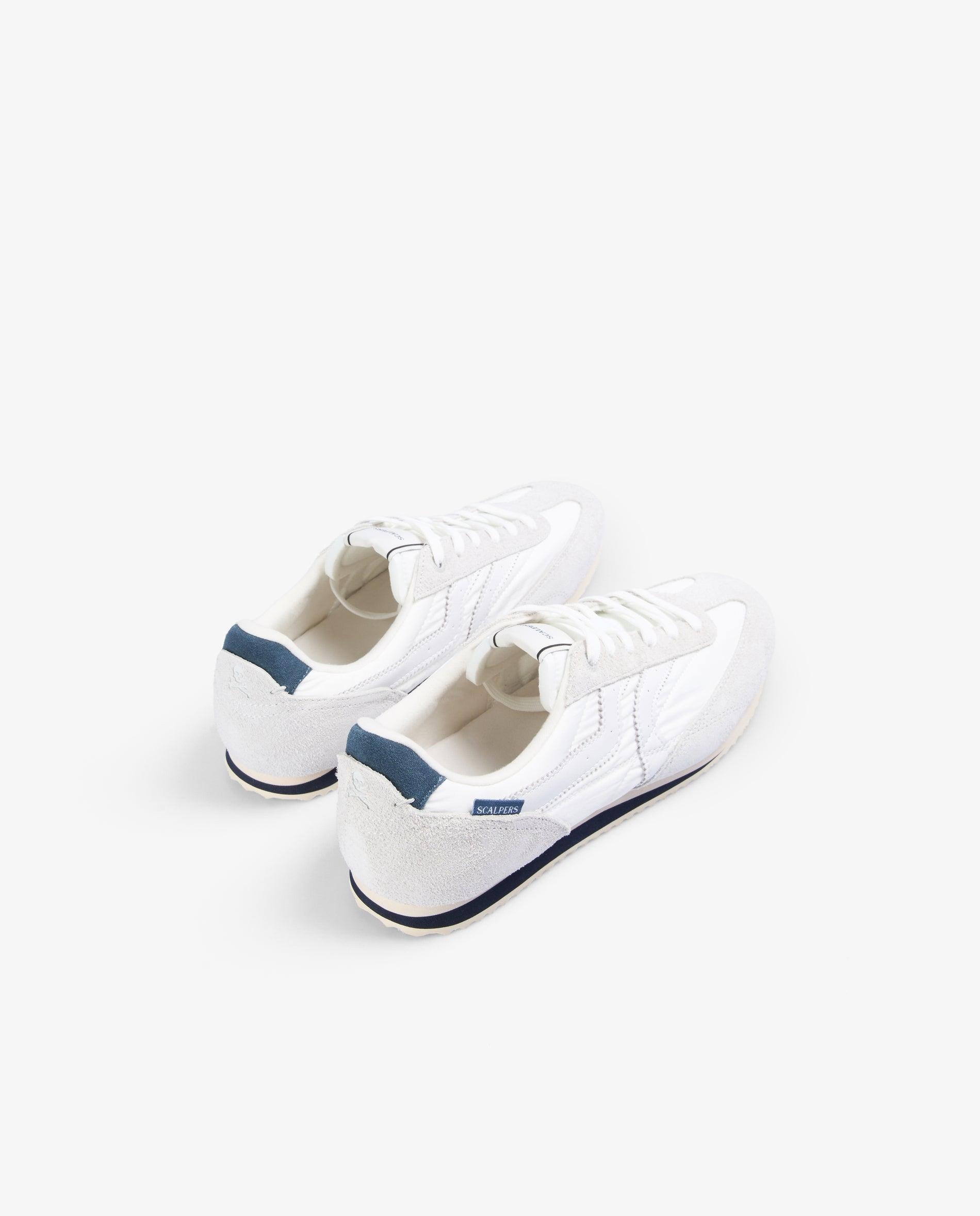 Sapatilhas Retro com Atacadores e Sola Fina Branco-3