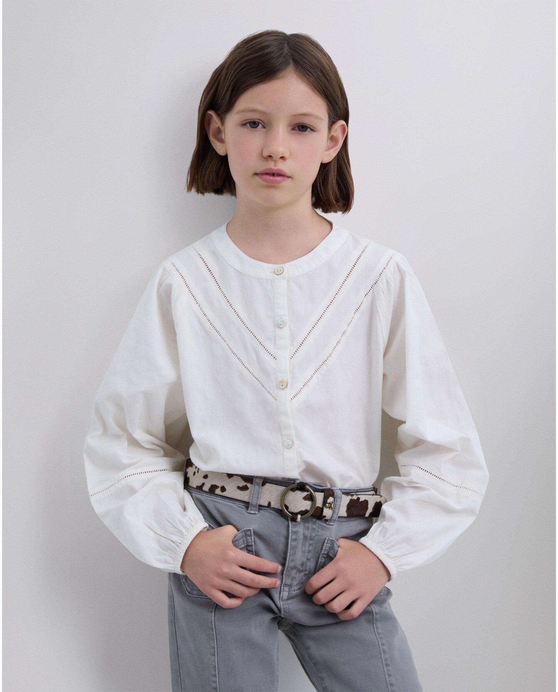 Imagem 0 de Blusa Infantil de Manga Comprida com Detalhes Perfurados