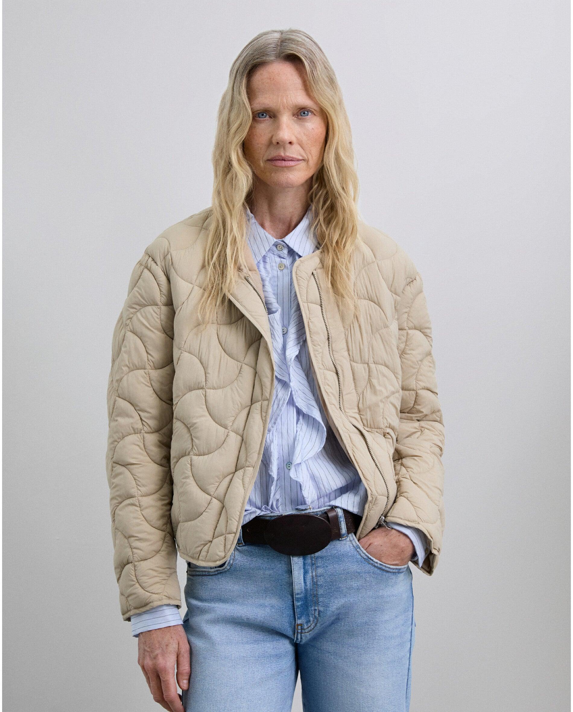 Casaco Acolchoado com Fecho Frontal com Fecho Zip Natural-2