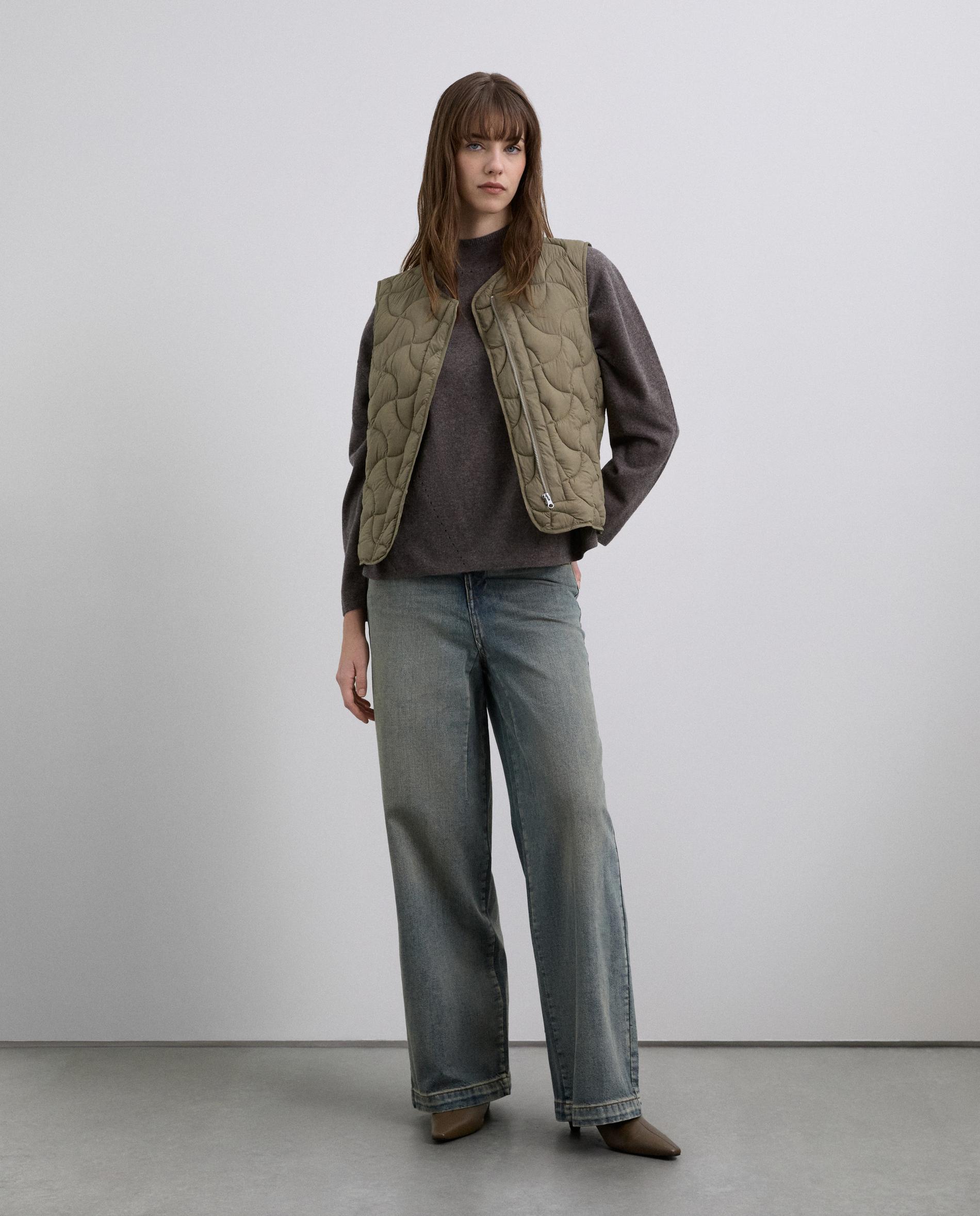 Colete Acolchoado com Pespontos Ondulados Caqui-2