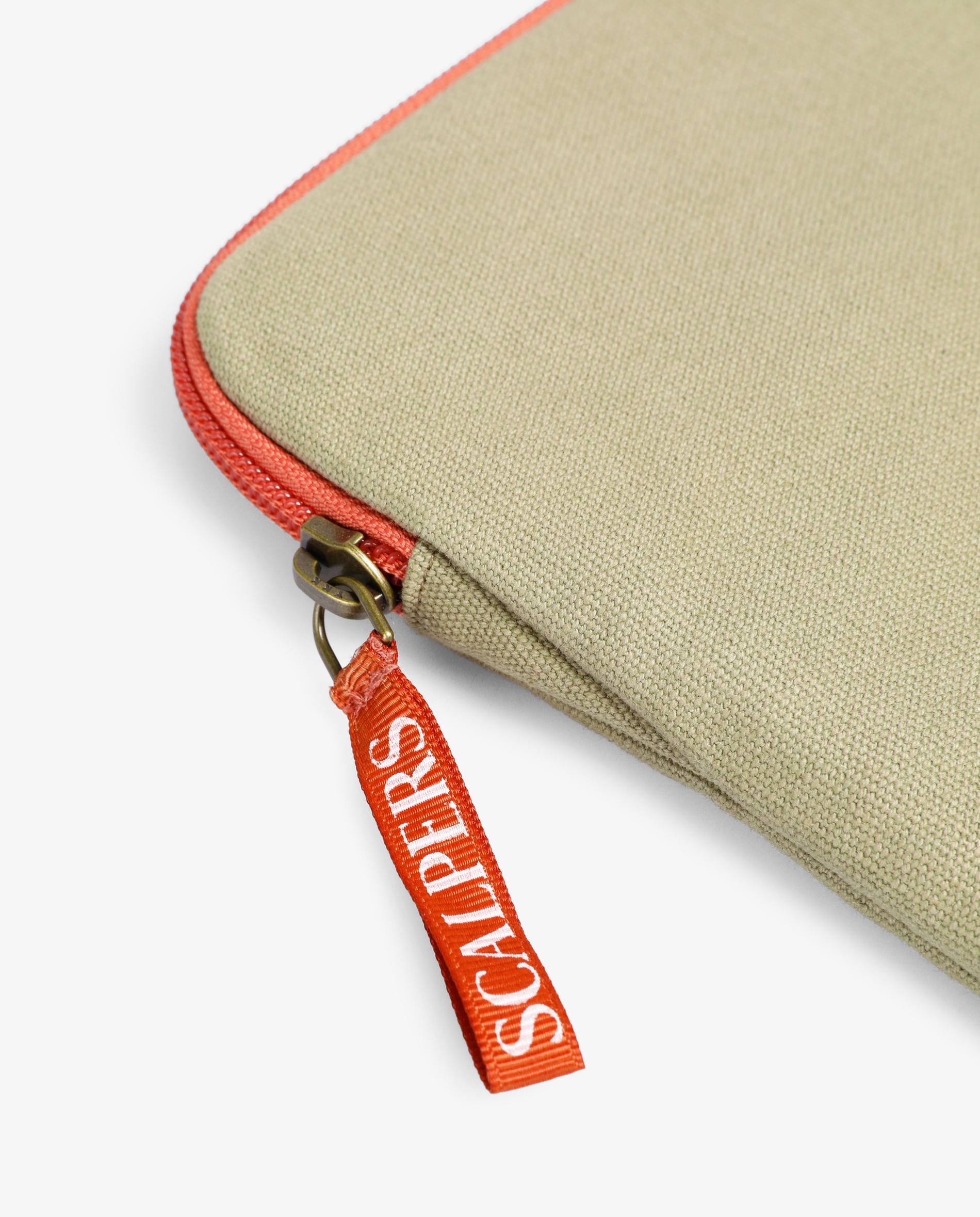 Mala Infantil com Fecho Zip e Etiqueta Decorativa na Parte Frontal Verde-4
