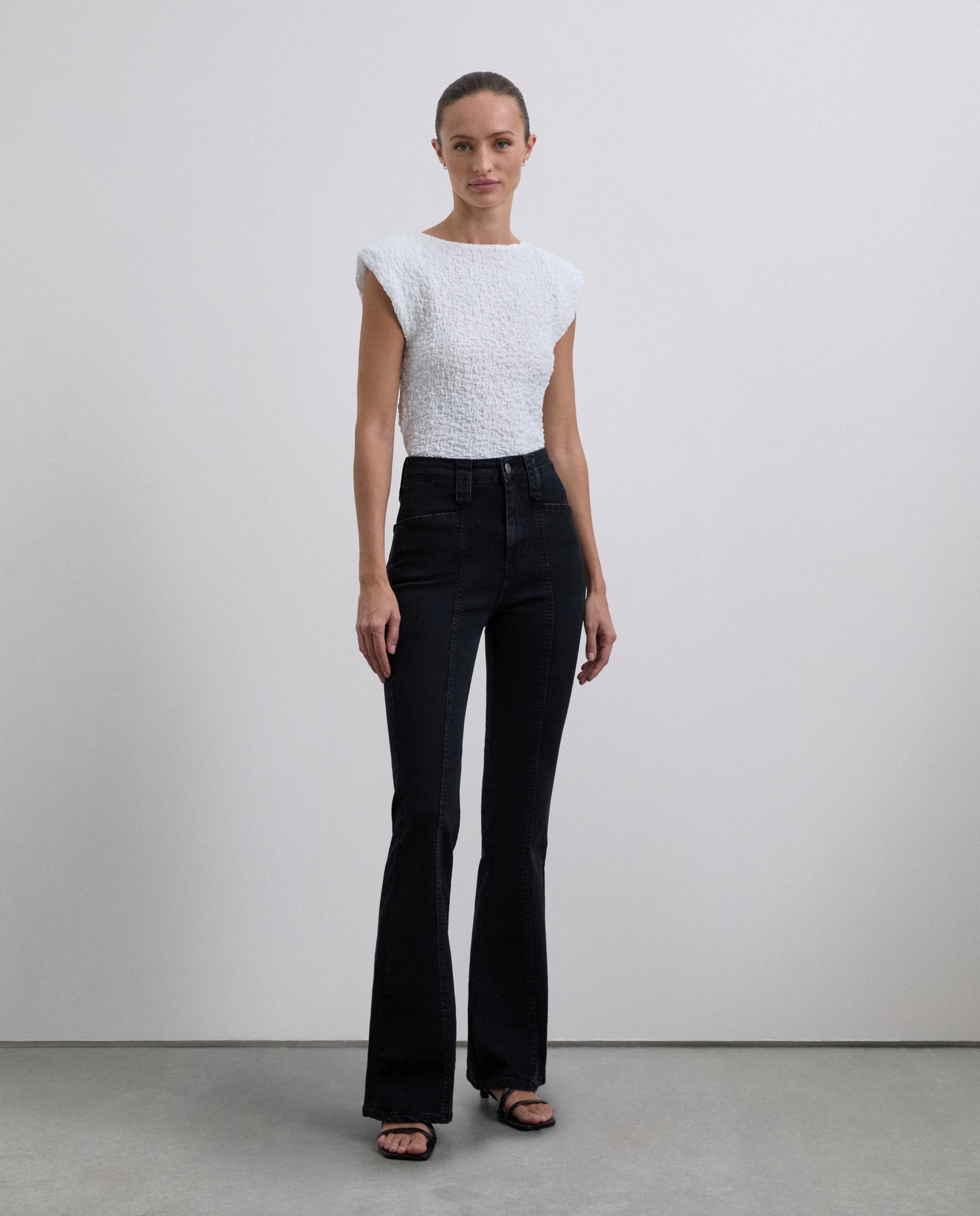 Jeans de Corte Bootcut e Cintura Alta Preto-3