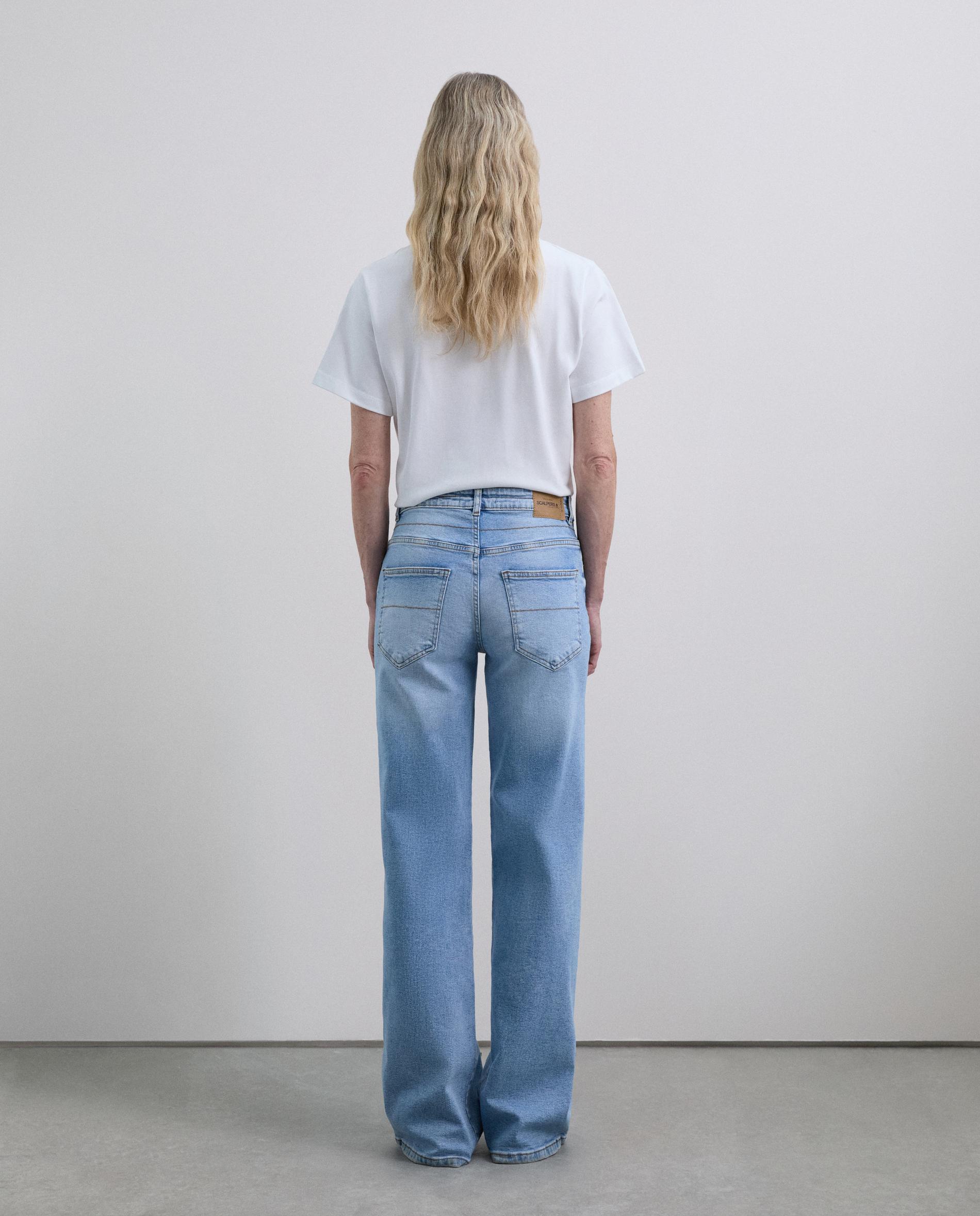 Jeans com Corte a Direito com Cintura Média e Bolsos Azul-claro-3