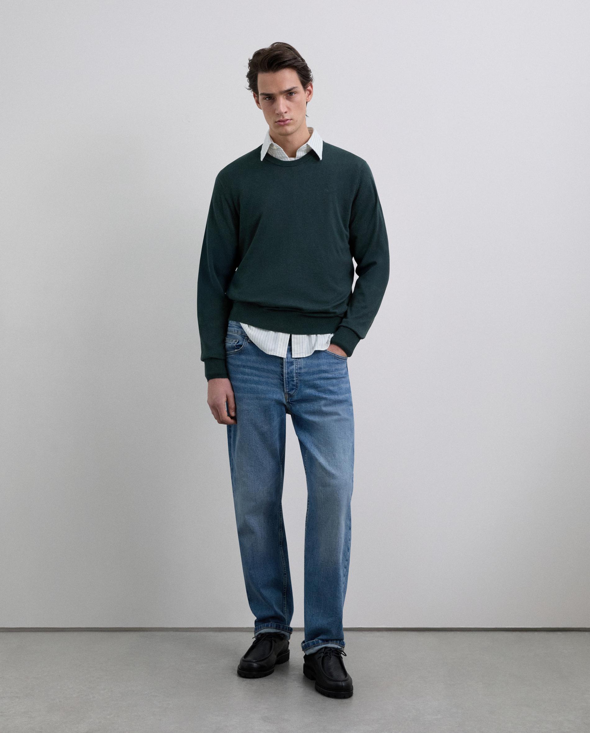 Camisola com Gola Redonda e Caveira Bordada em Peito Verde-escuro-3