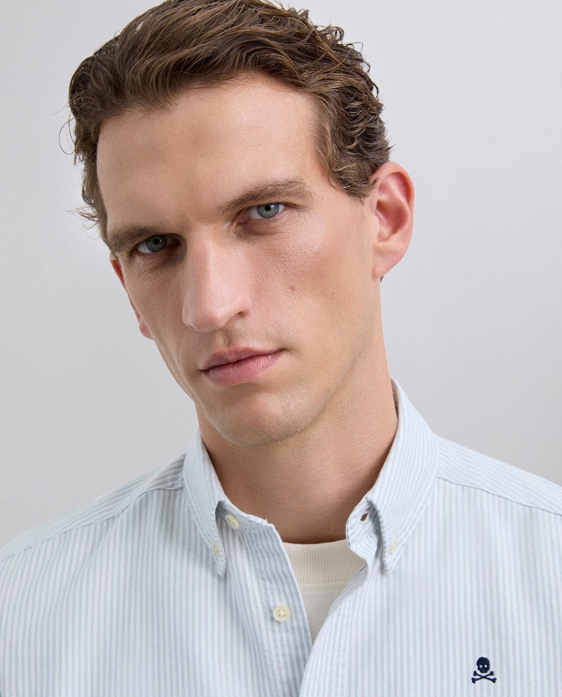 Camisa Oxford com Estampado Às Riscas e Caveira Bordada em Contraste no Peito Verde-claro-3