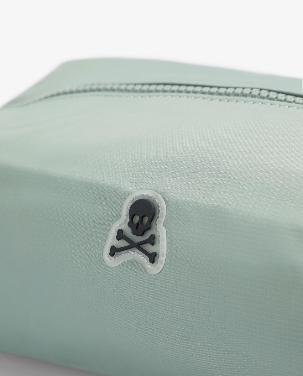 Necessaire com Tiradores Laterais e Logo Verde-claro-4