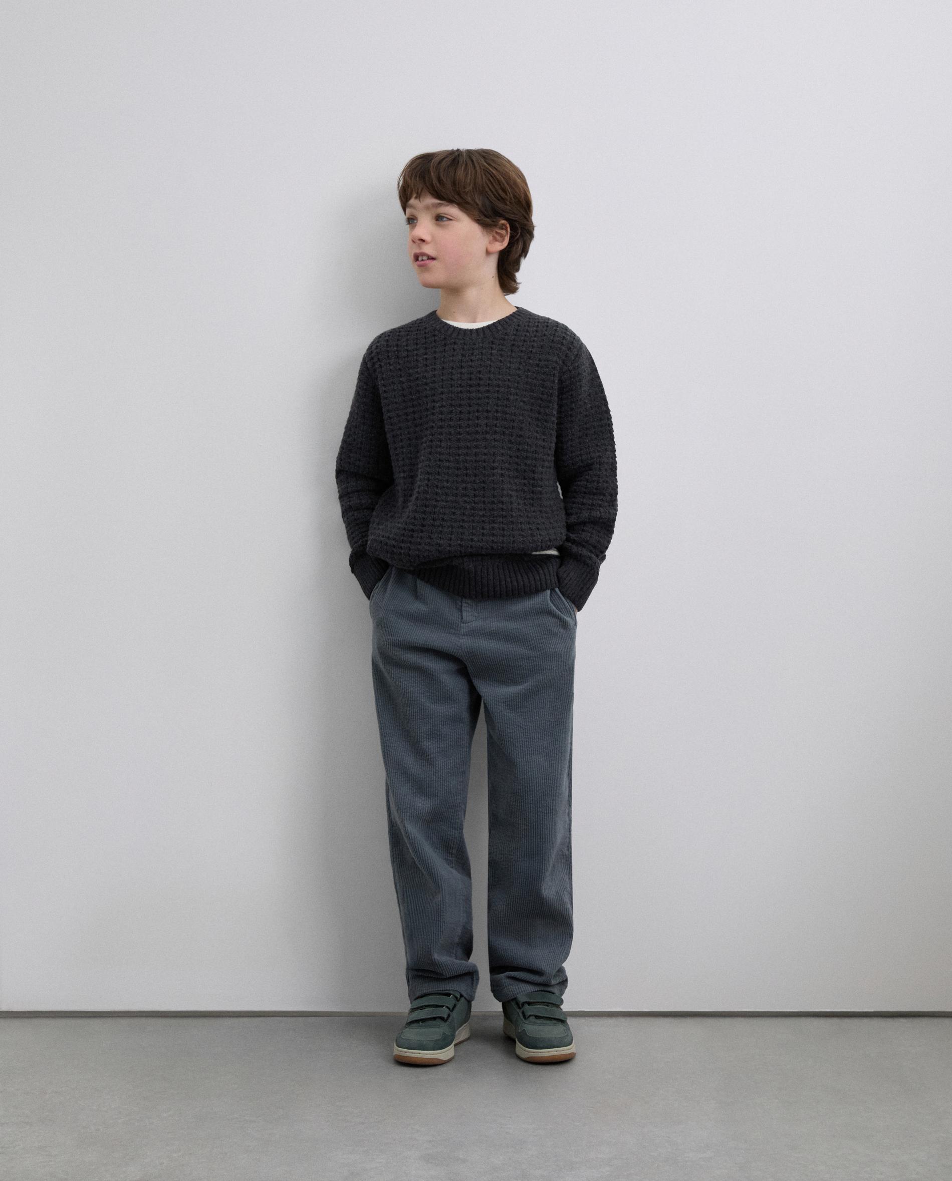 Camisola Infantil com Gola Redonda Regular Fit Cinzento-escuro-3