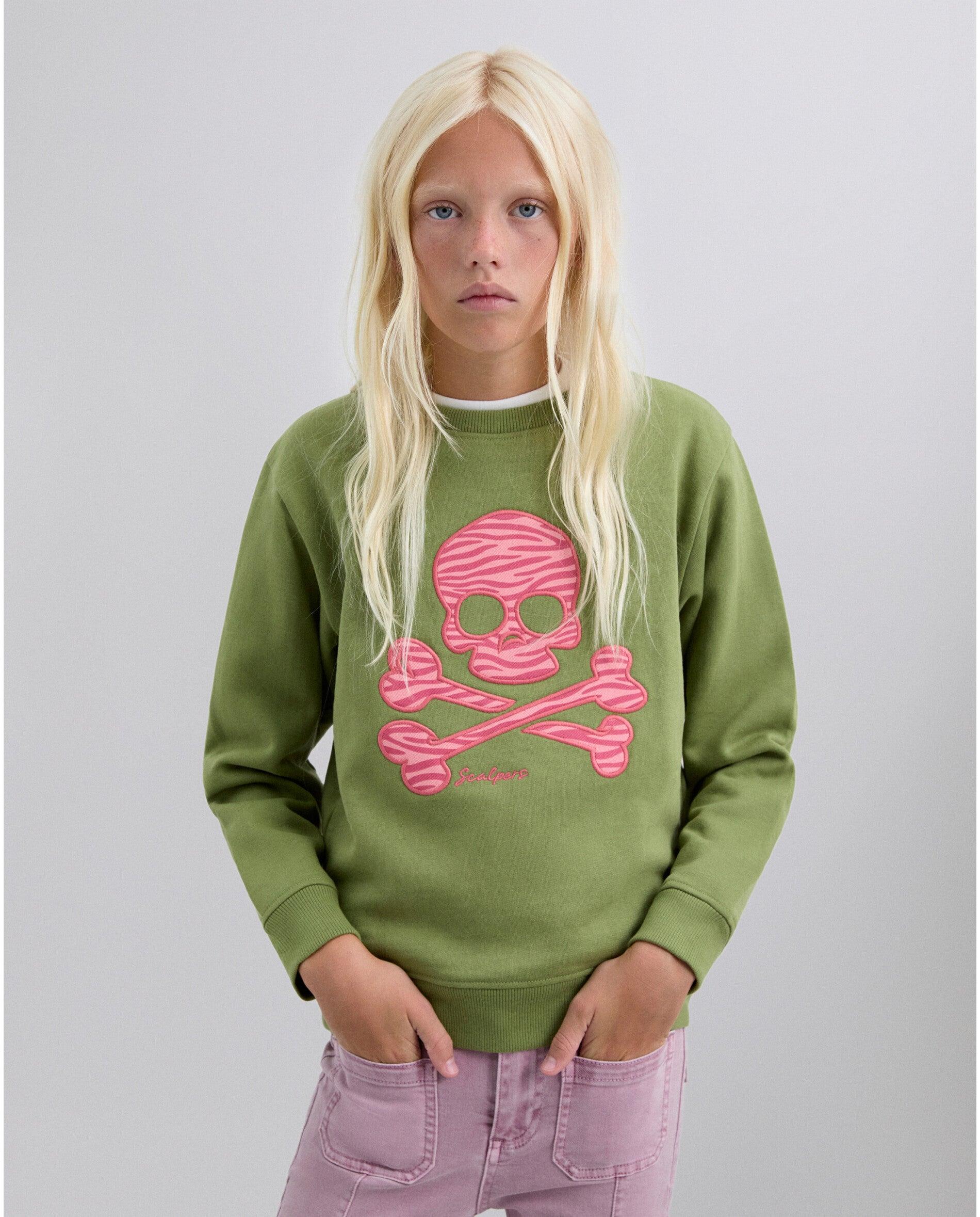 Sweatshirt Infantil com Gola Redonda e Caveira Estampada Scalpers Verde Azeitona-1
