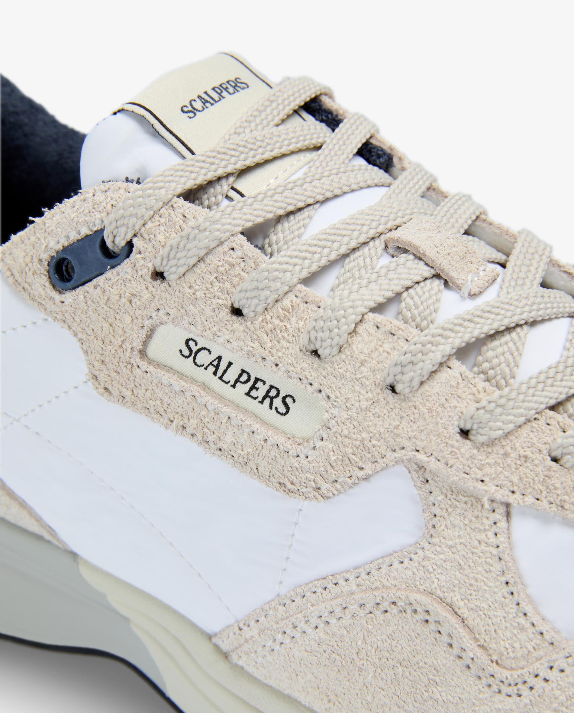 Sapatilhas de Estilo Retro Combinadas com Atacadores Branco-6