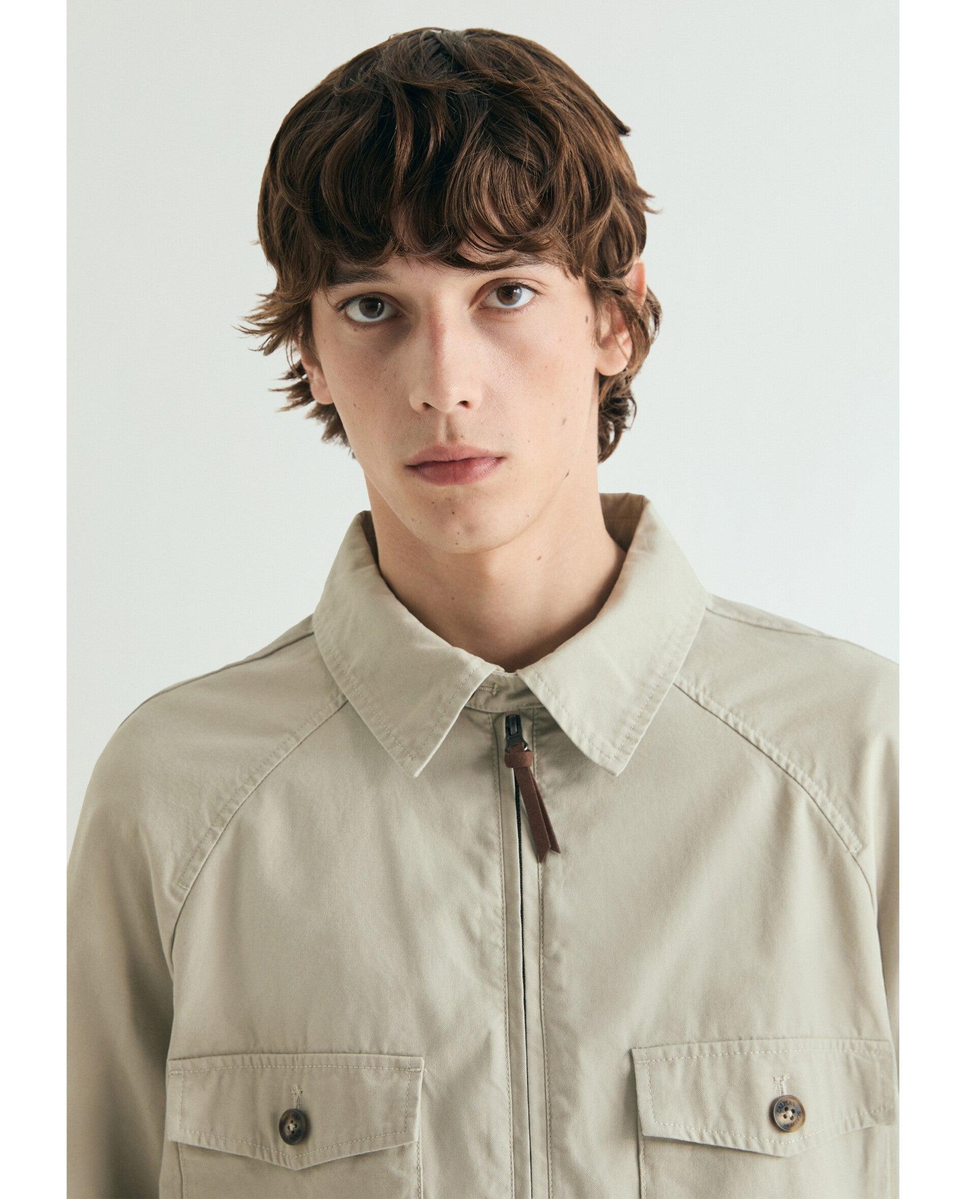 Casaco com Gola Tipo Camisa e Fecho Zip Creme-3