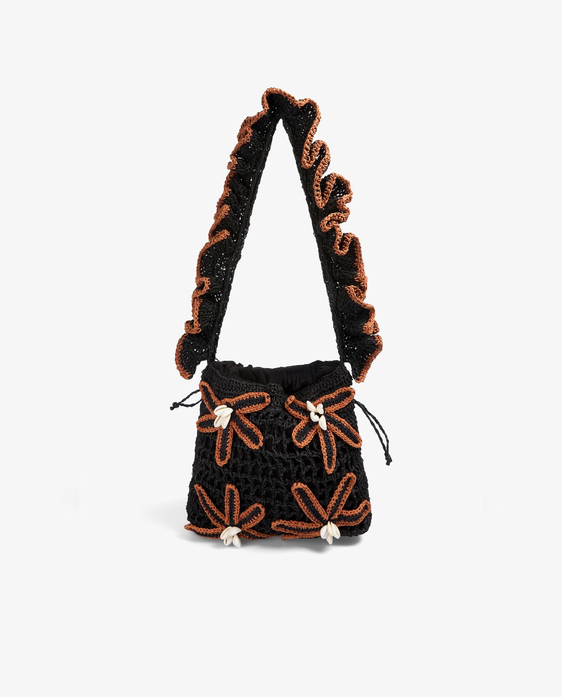 Imagem 0 de Mala de Mão em Ráfia com Flores e Conchas Decorativas