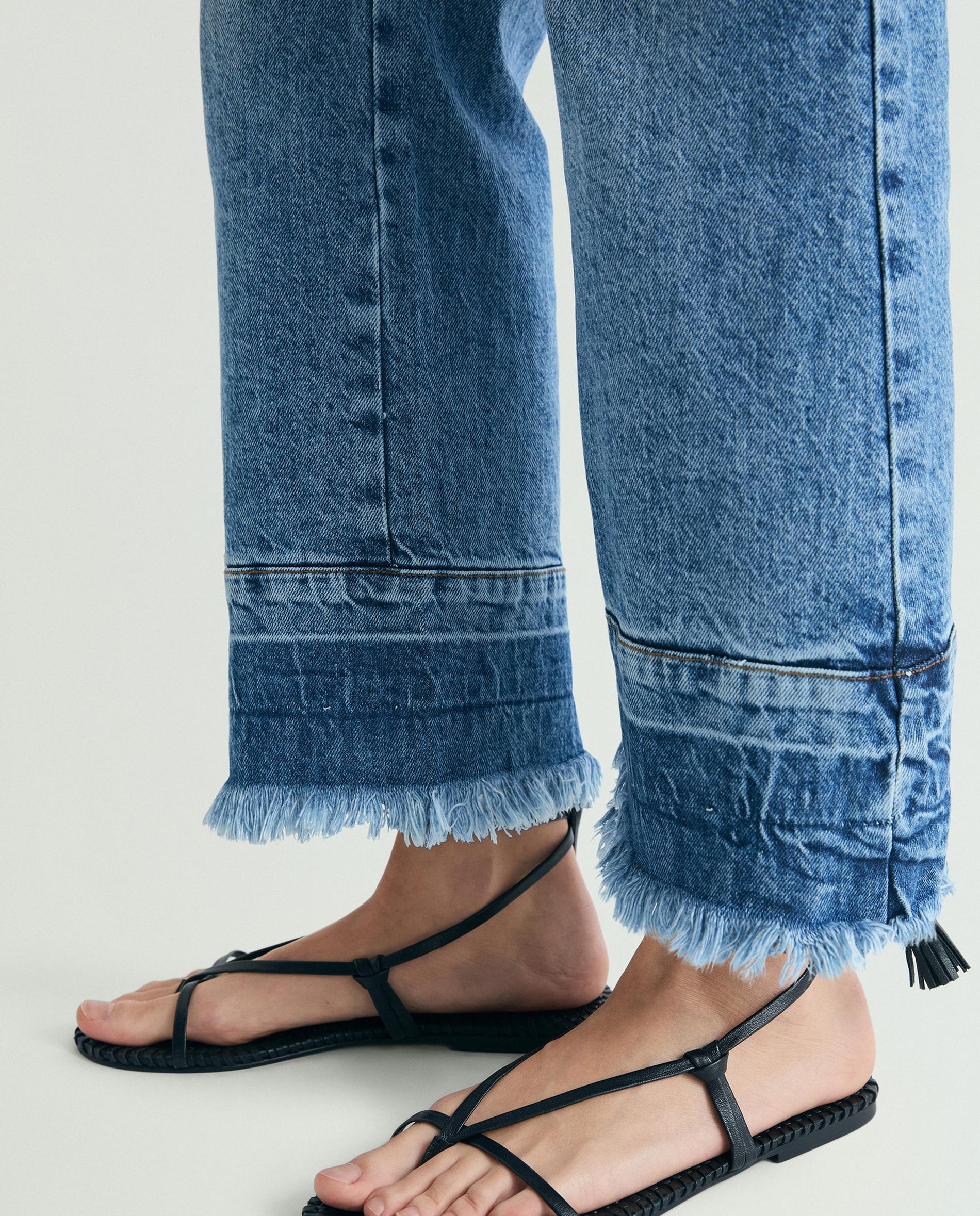 Jeans com Corte a Direito Ligeiramente Elásticos com Bainha Desfiada Índigo-4