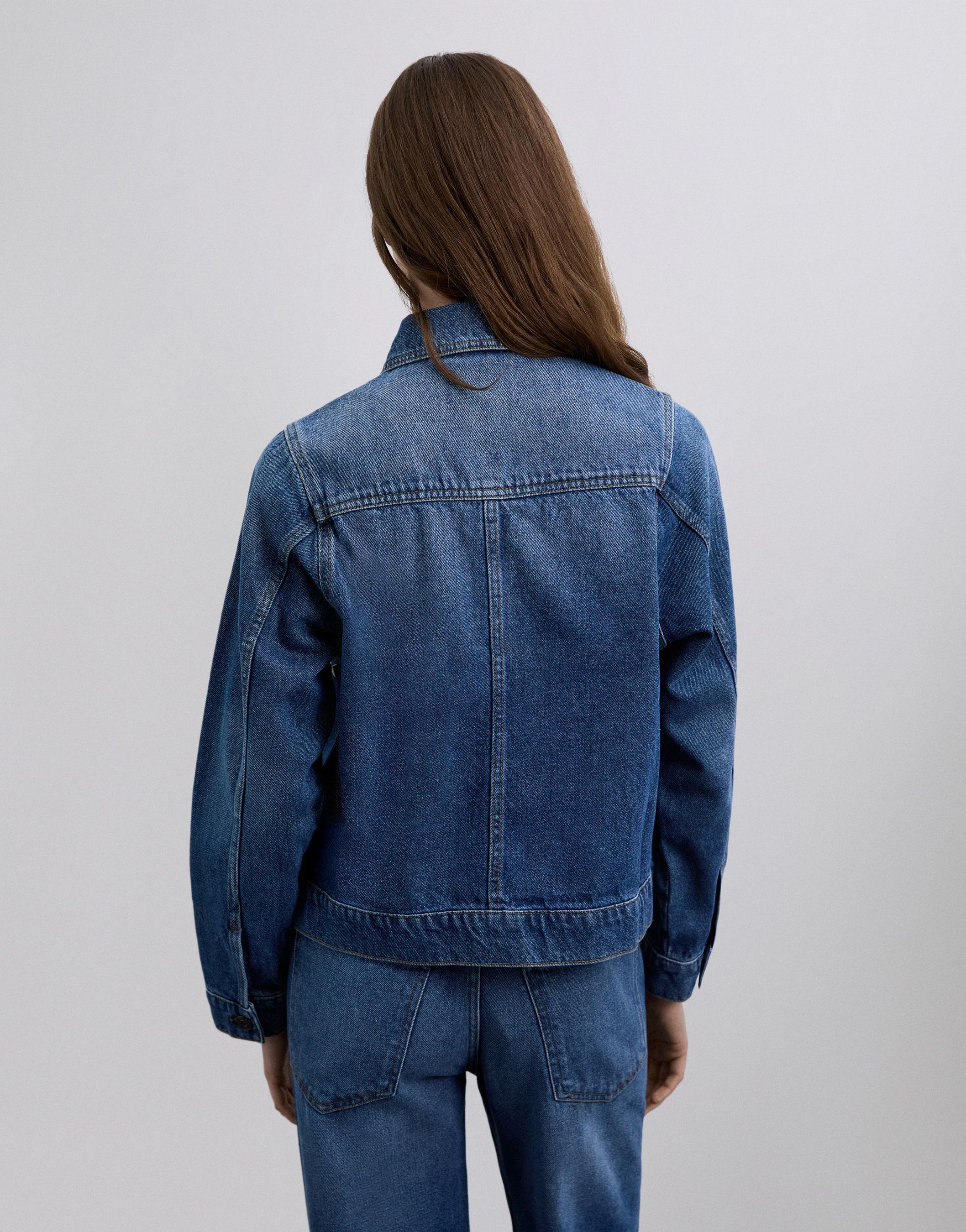 Blusão Jeans com Corte a Direito e Pedraria Azul-índigo-3