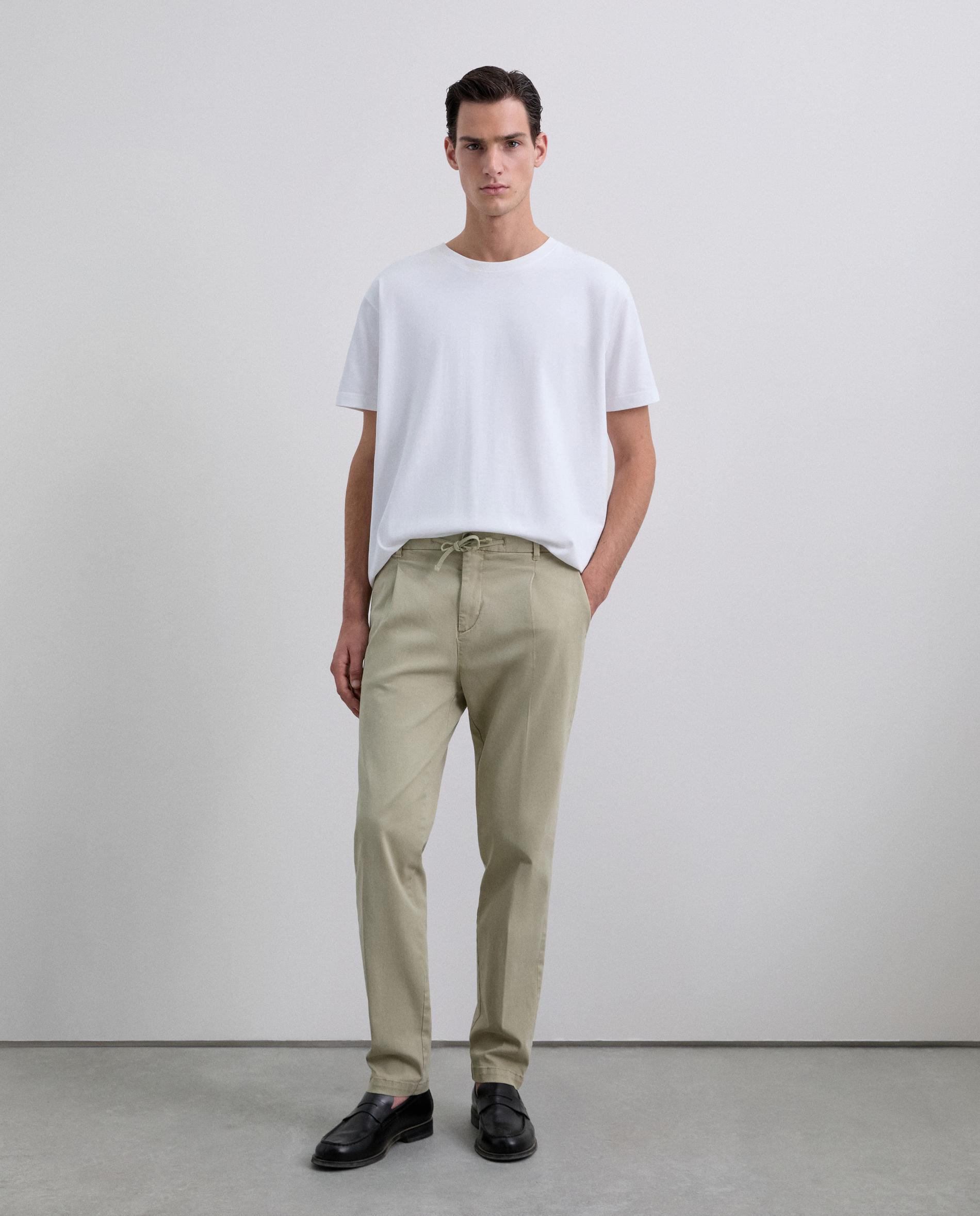 Calças Chino de Corte Regular em Algodão Bege-1