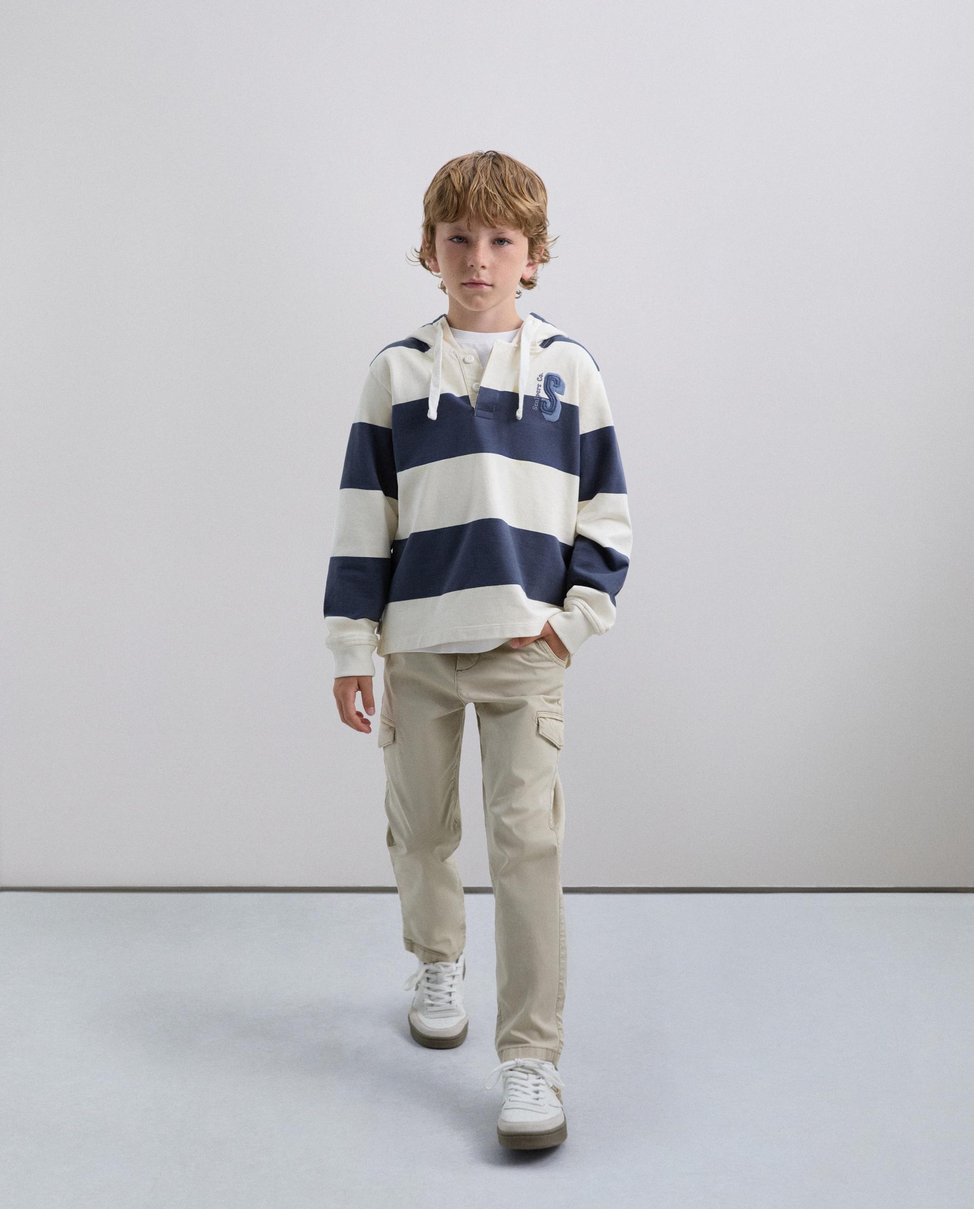 Sweatshirt Infantil com Capuz Ajustável e Estampado às Riscas Scalpers Azul-1