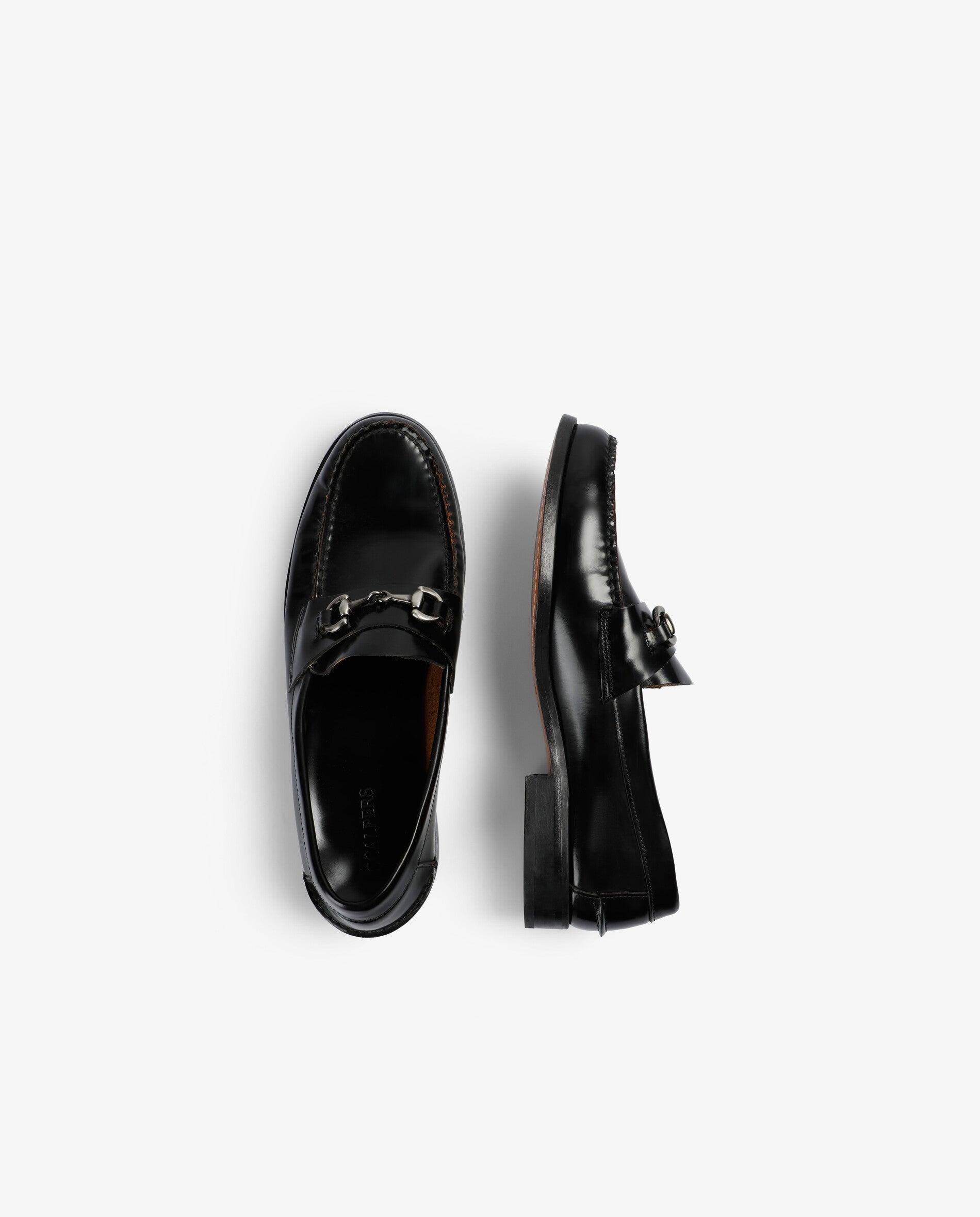 Mocassins de Pele com Acabamento Brilhante Preto-8