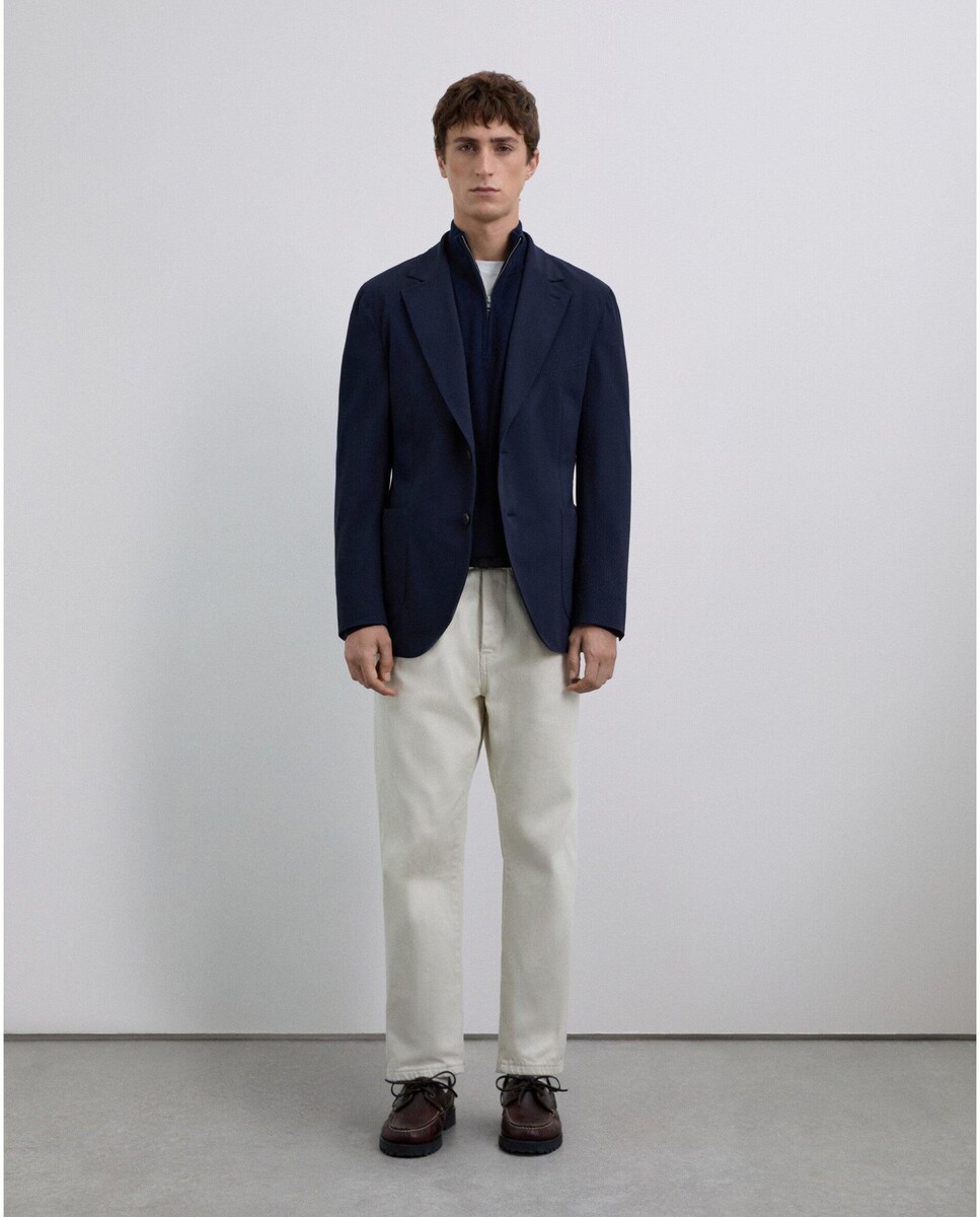 Blazer com Lapelas em V e Bolsos de Patch Frontais Azul-4