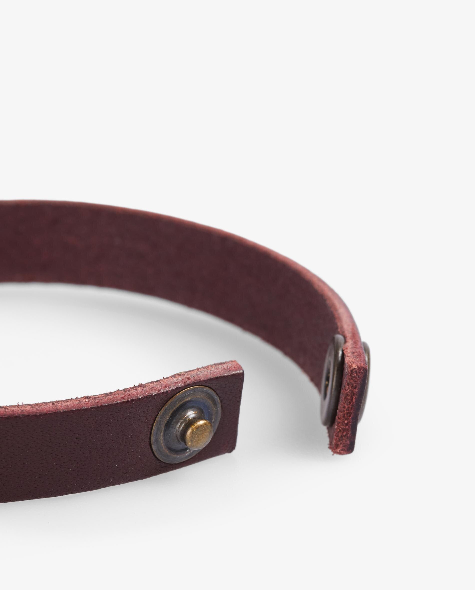 Pulseira de Pele com Detalhe Metálico Envelhecido Roxo-4