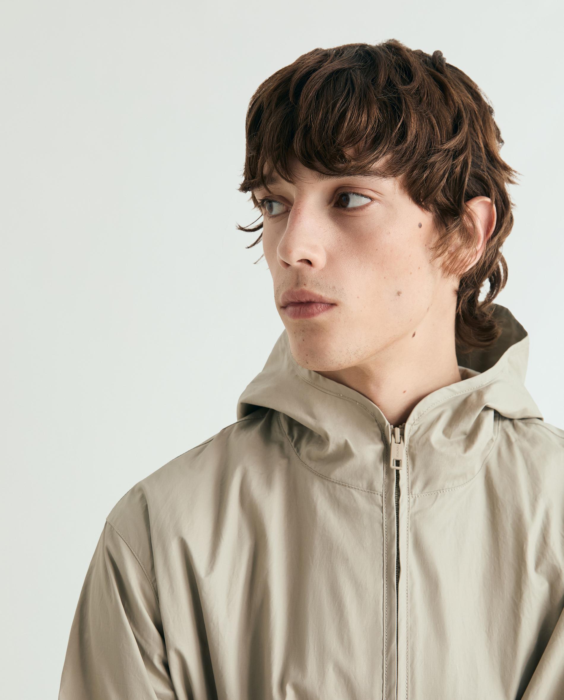 Parka com Capuz e Fecho Zip Camel-4