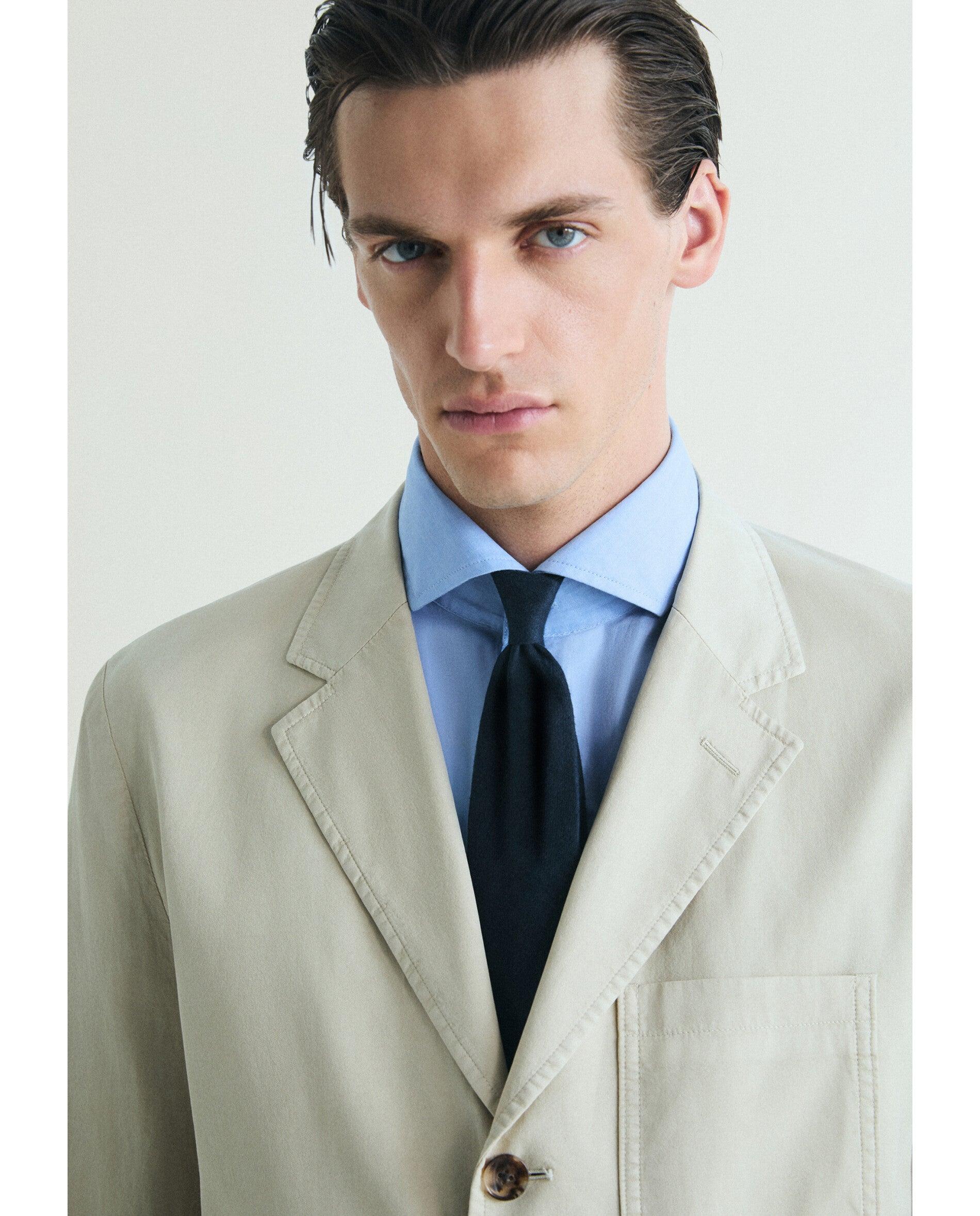 Blazer Regular Fit com Bolsos de Aba Bege-3