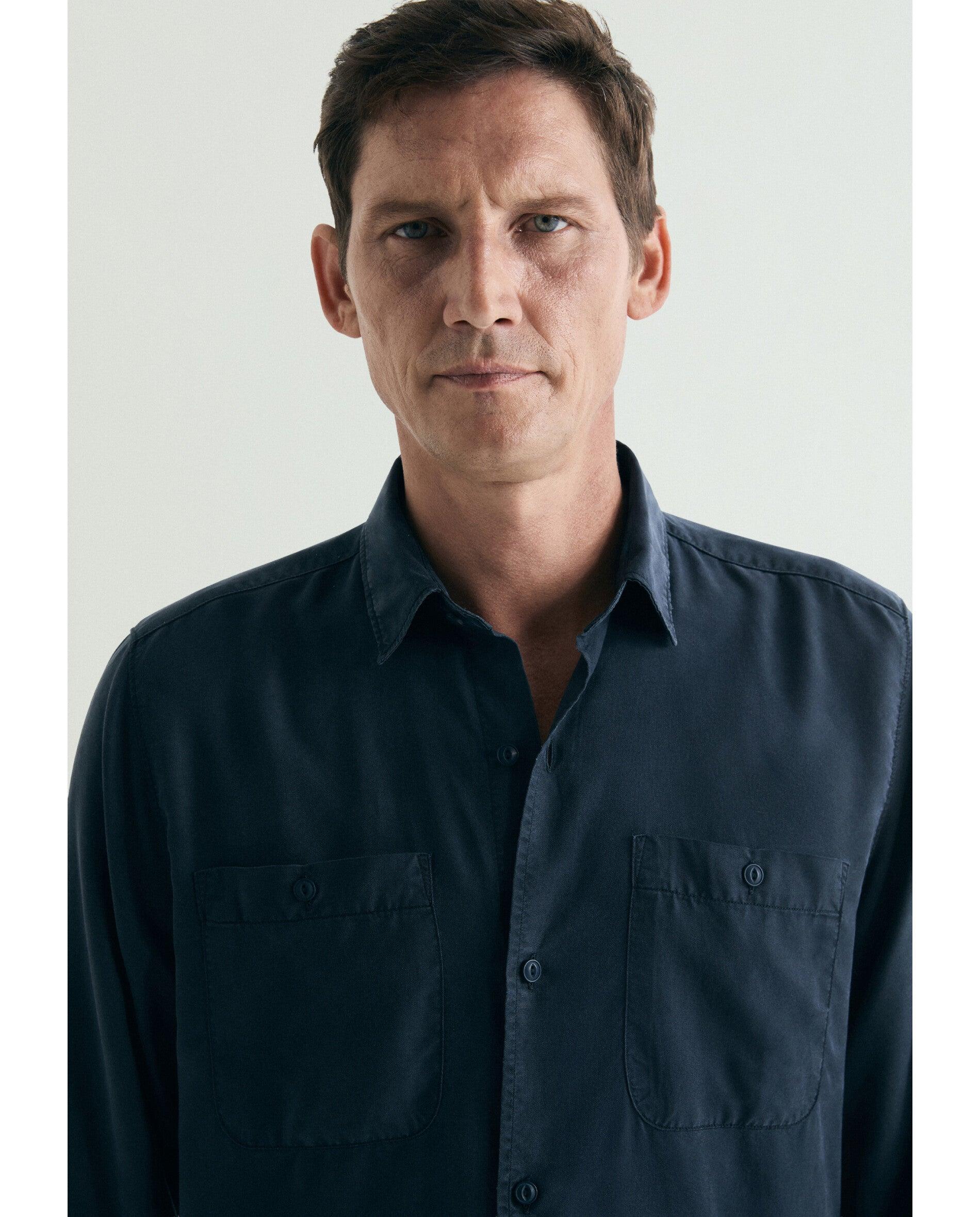 Camisa Regular Fit com Bolsos no Peito Navy-4