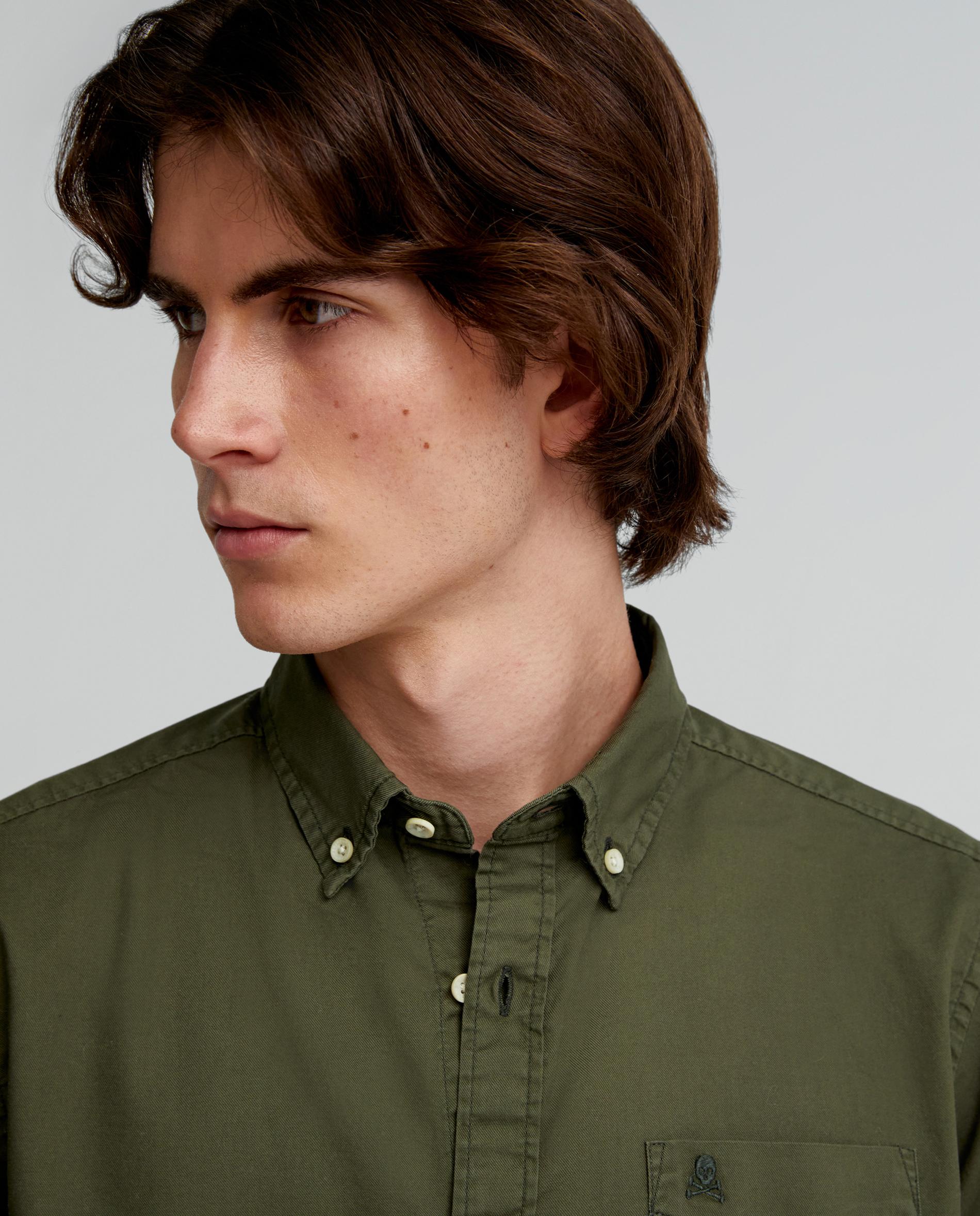 Camisa Regular Fit com Bolso no Peito Verde-militar-3
