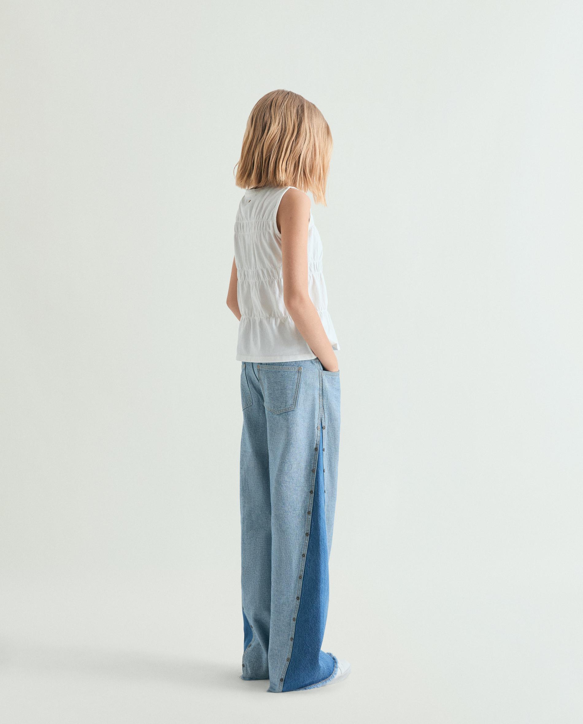 Jeans Bicolor com Botões Metálicos Decorativos Scalpers Denim-6