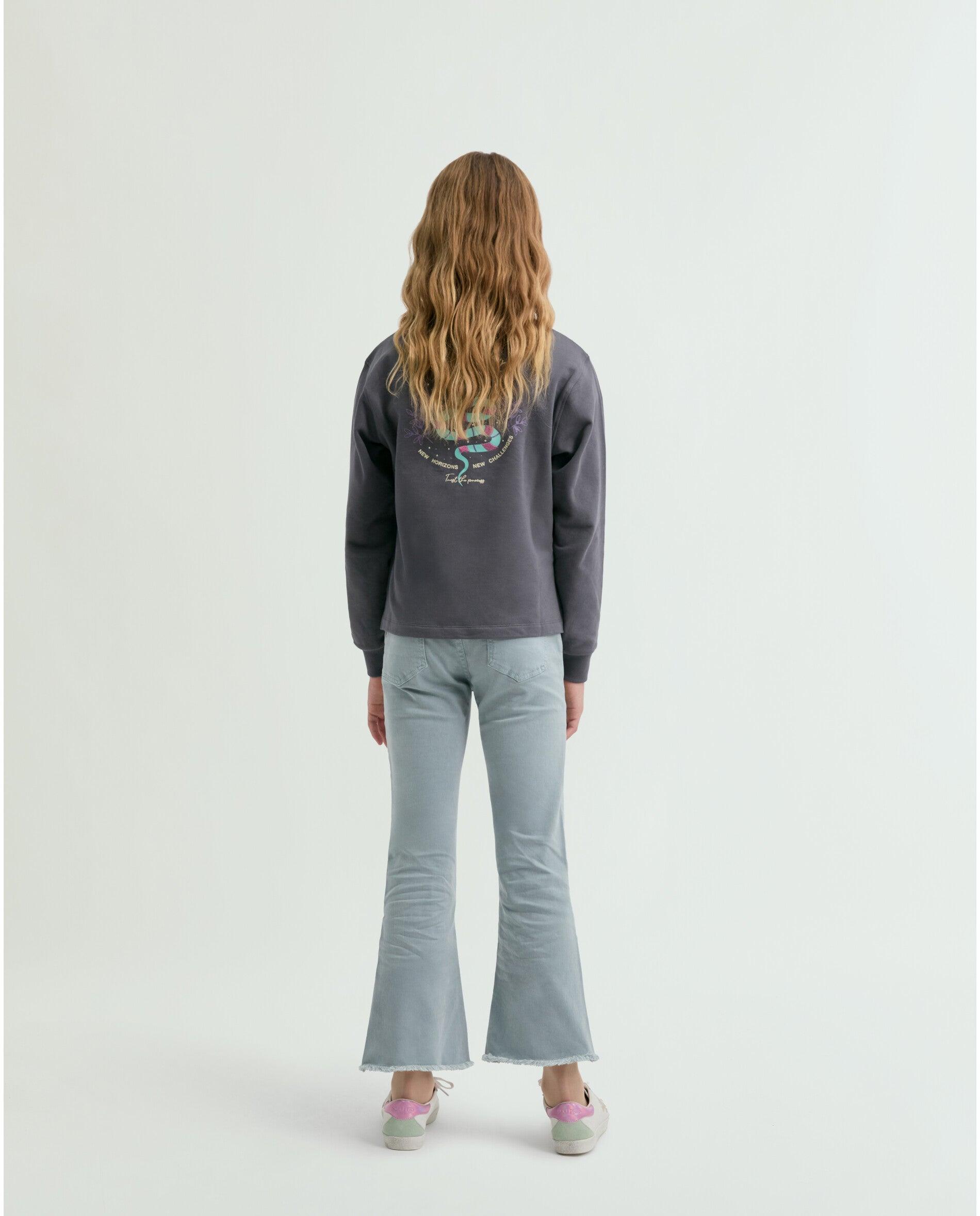 Jeans Infantil à Boca de Sino com Bainha Desfiada Scalpers Verde Água-4