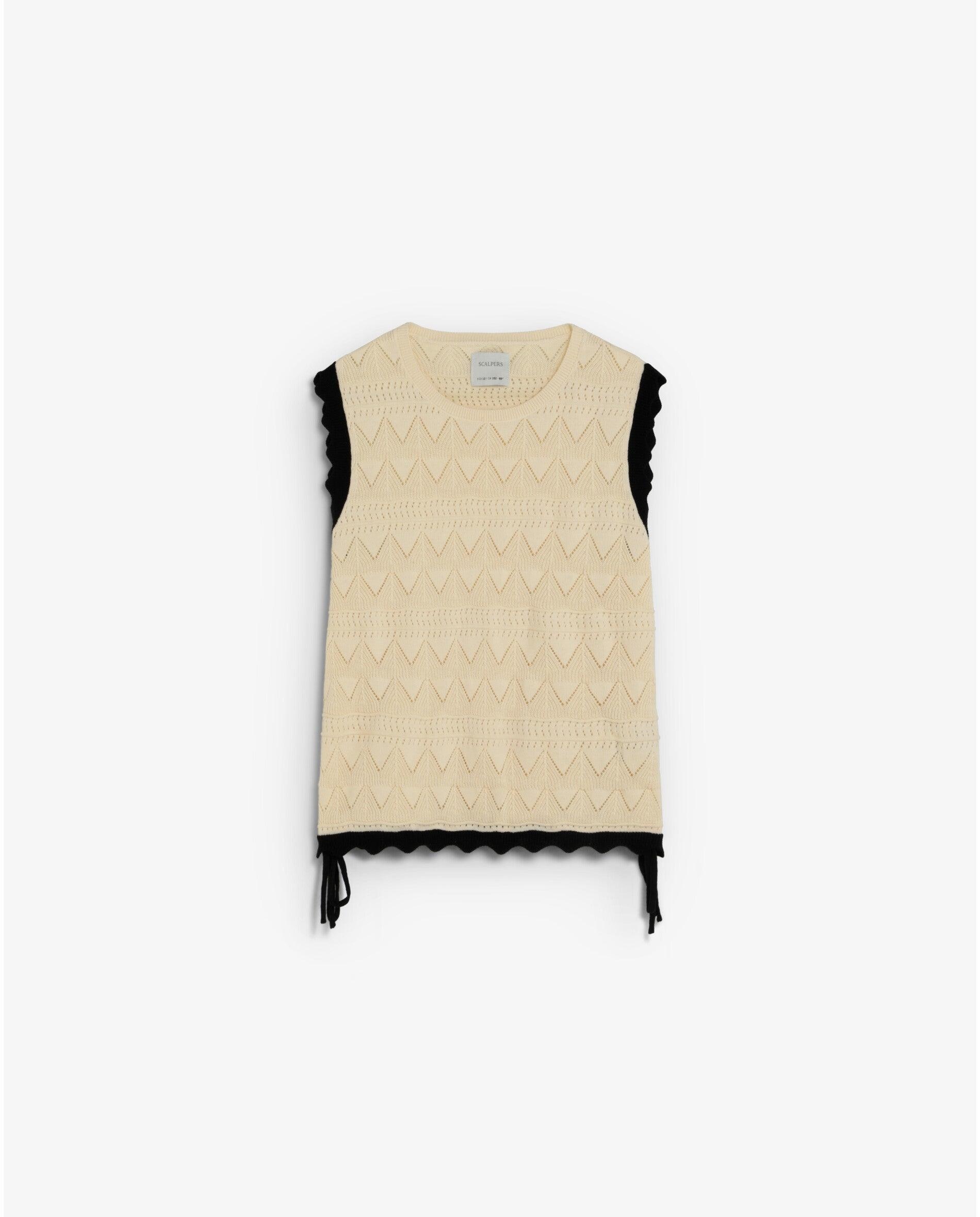 Imagem 0 de Top Infantil de Malha Perfurada com Contrastes