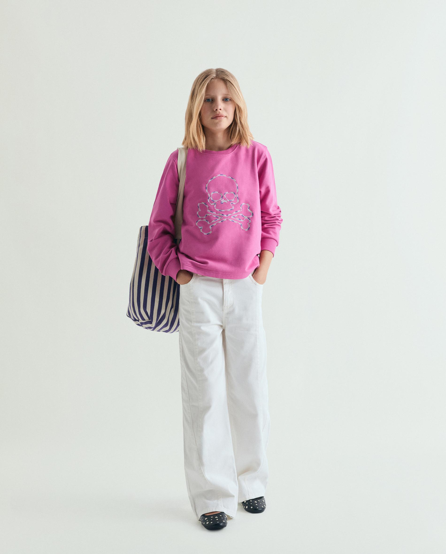 Sweat Infantil com Gola Redonda e Caveira Bordada Scalpers Morango-3