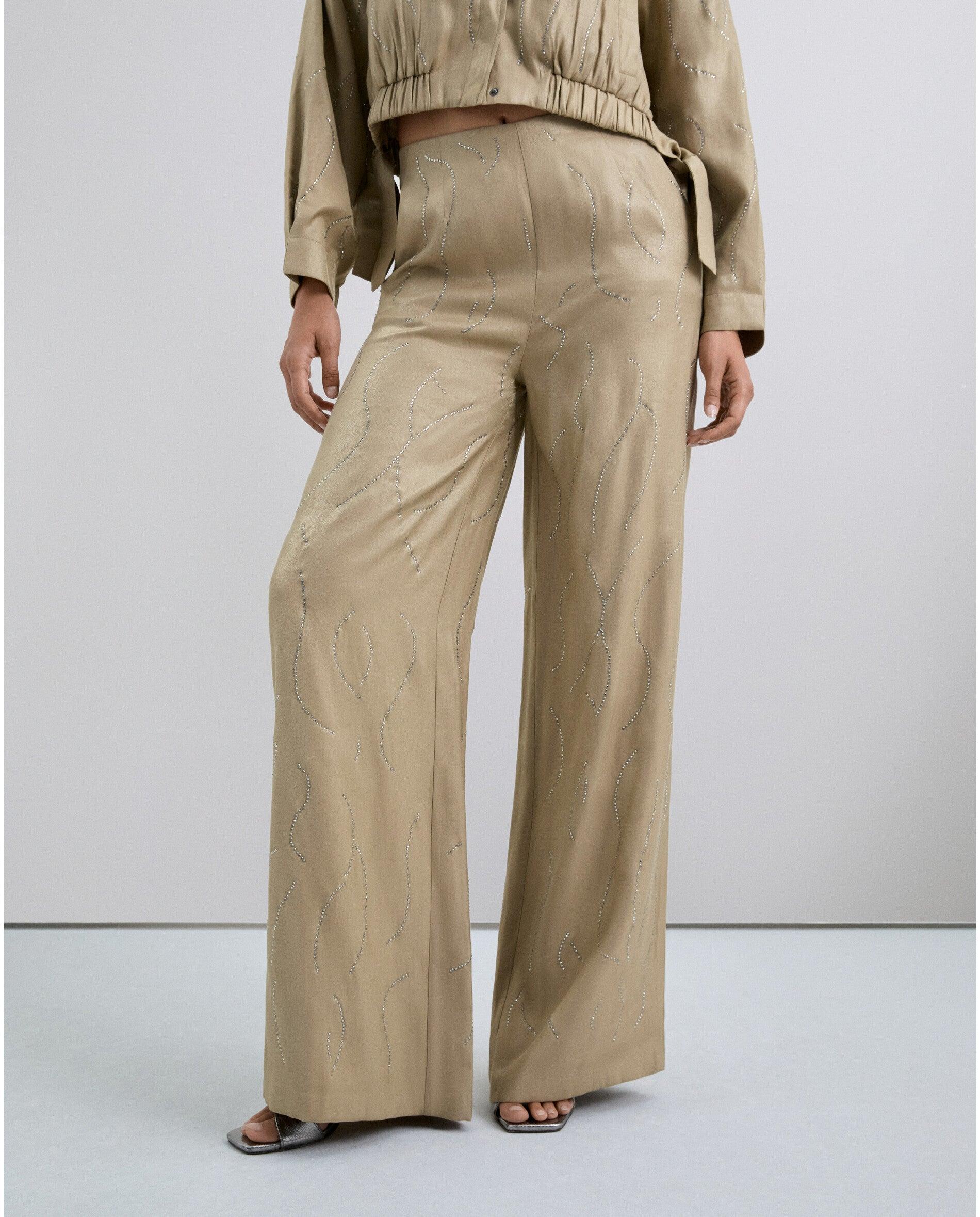 Imagem 0 de Calças de Corte a Direito com Fecho Zip Oculto e Bolsos Laterais