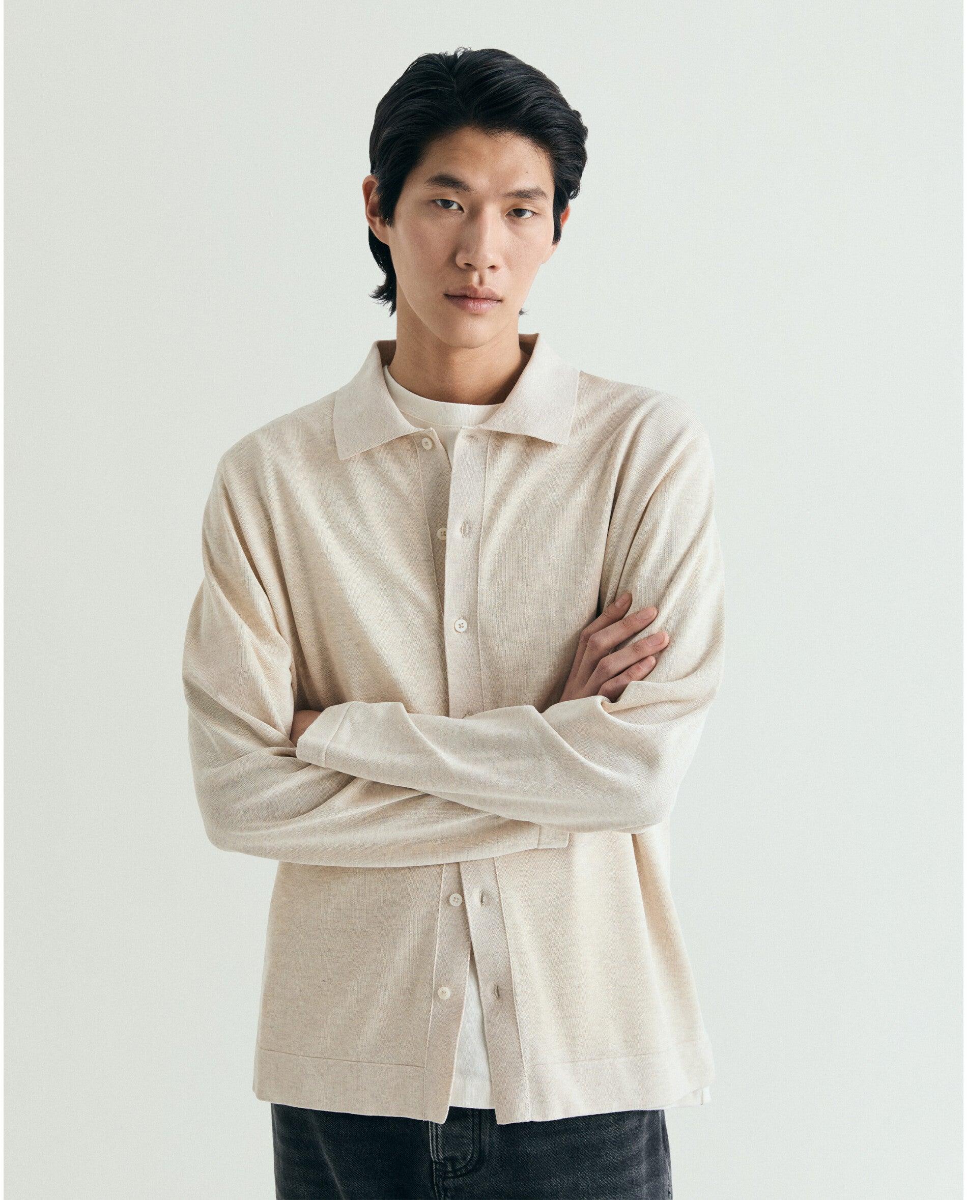 Imagem 0 de Cardigan com Gola Polo e Fecho de Botões