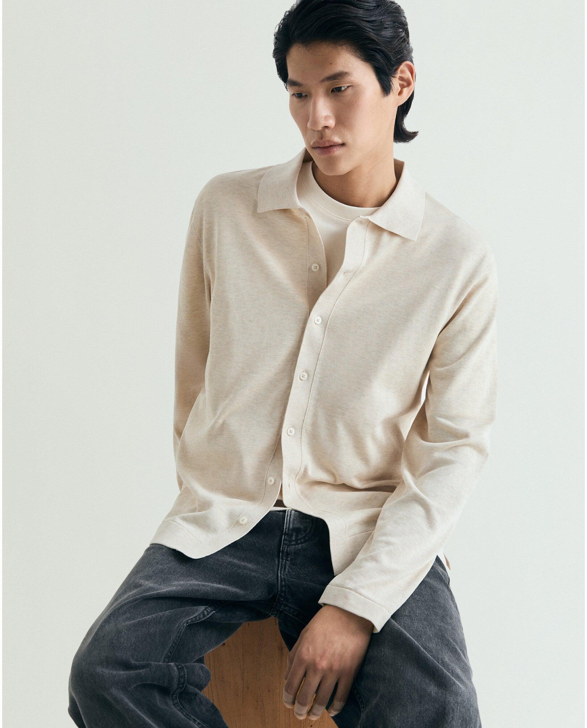 Cardigan com Gola Polo e Fecho de Botões Creme-5