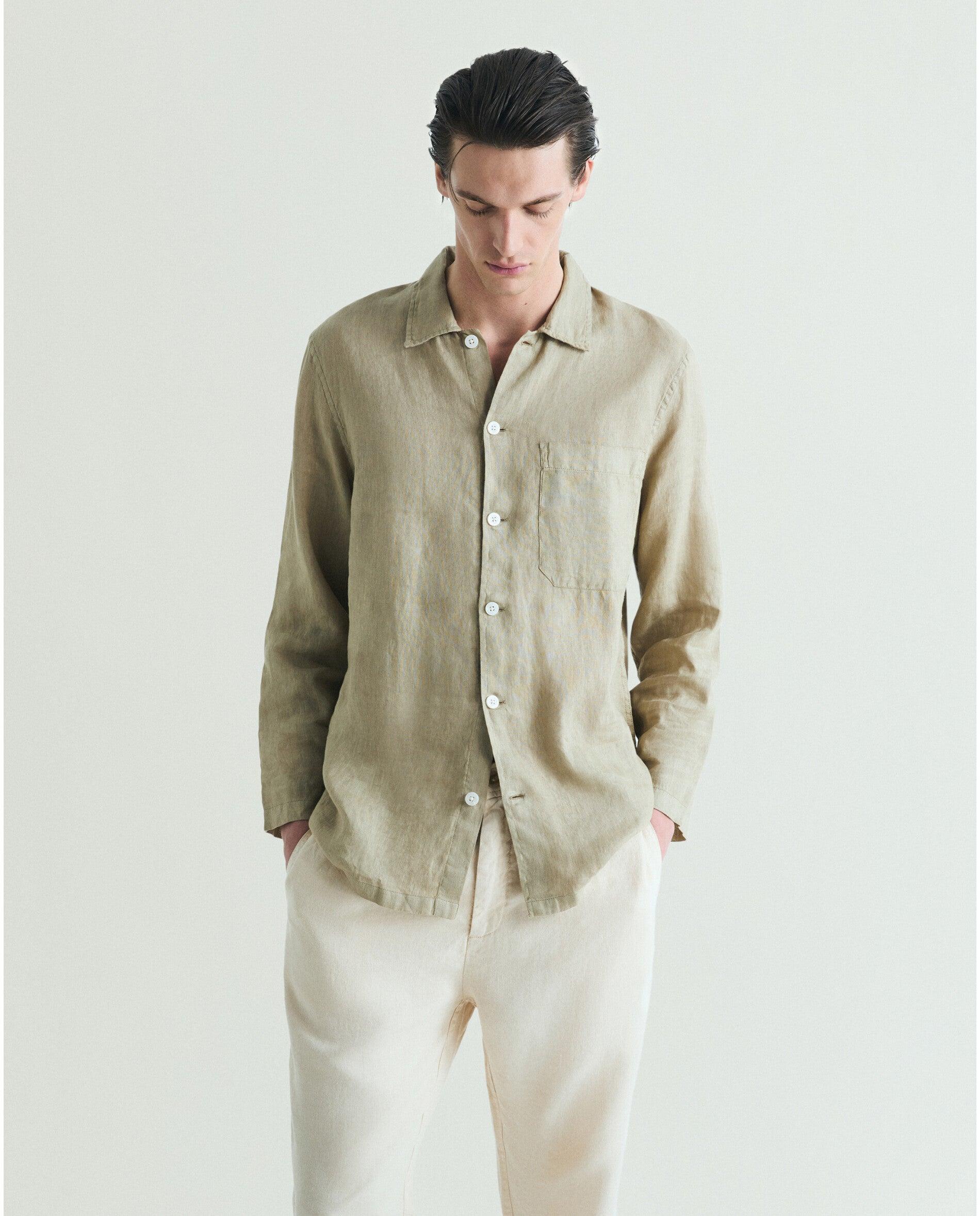 Imagem 0 de Camisa de Linho Relaxed Fit com Bolso no Peito