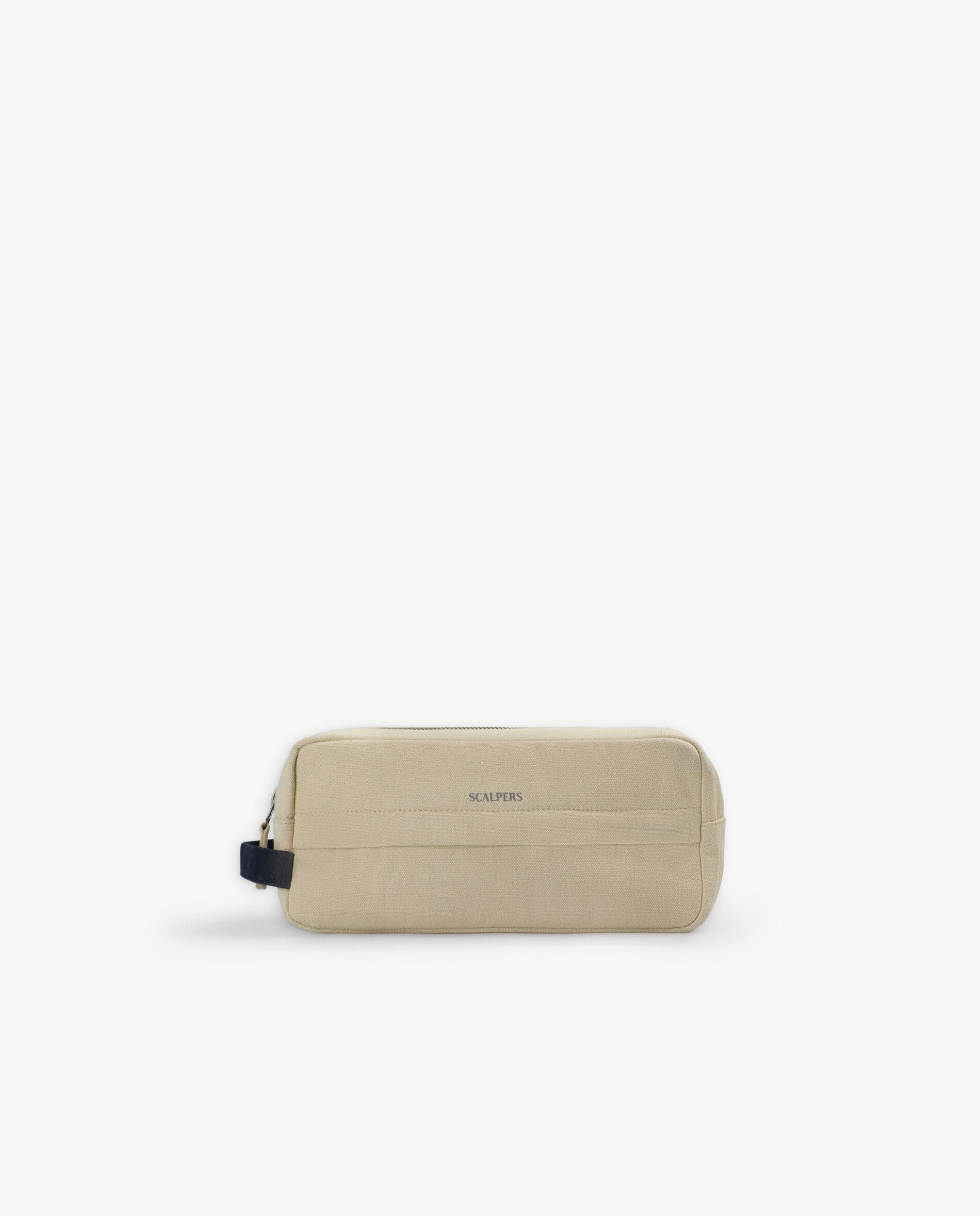 Imagem 0 de Necessaire com Bolso Frontal e Alça Lateral