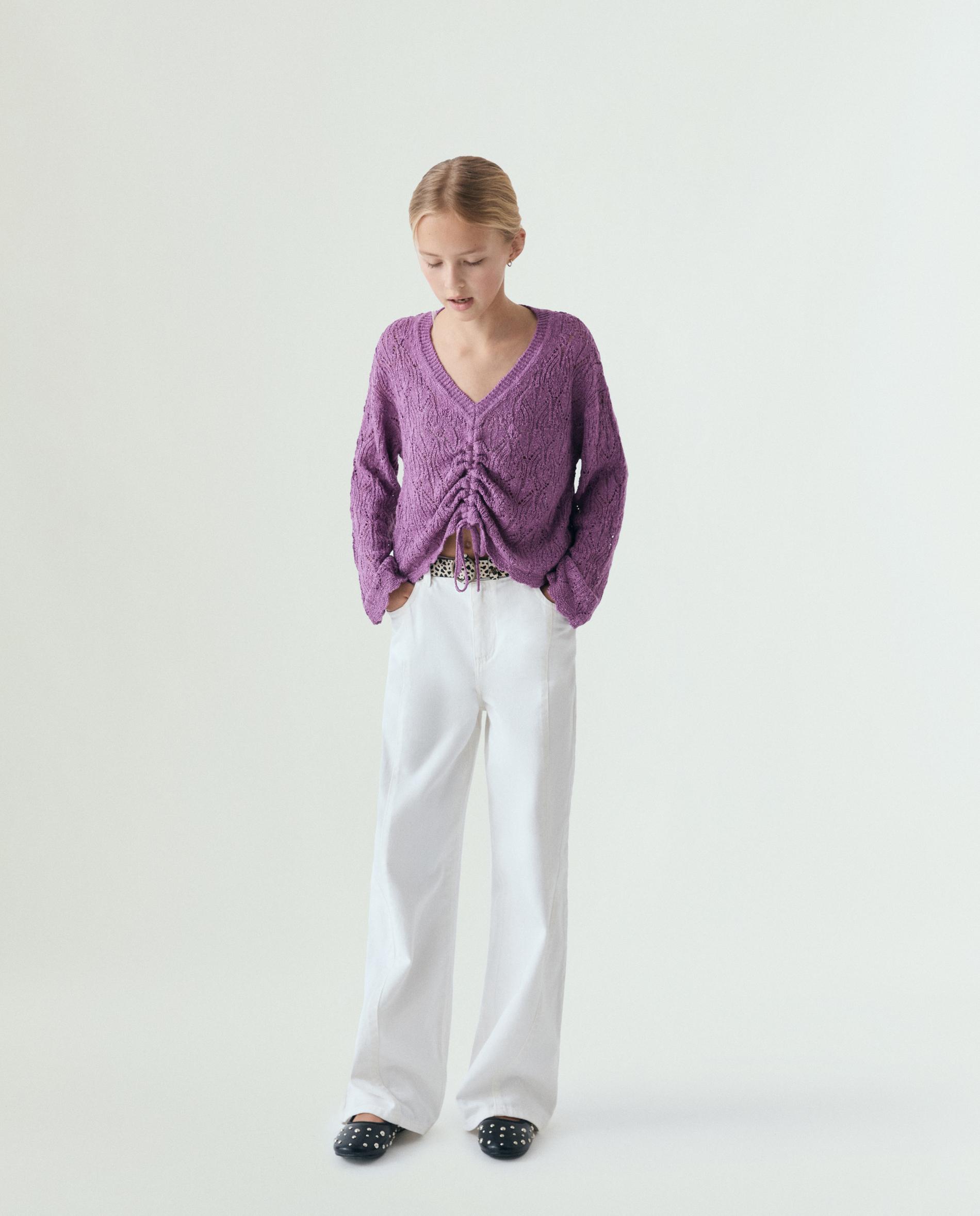 Imagem 0 de Jeans Regular Fit com Presilhas na Cintura