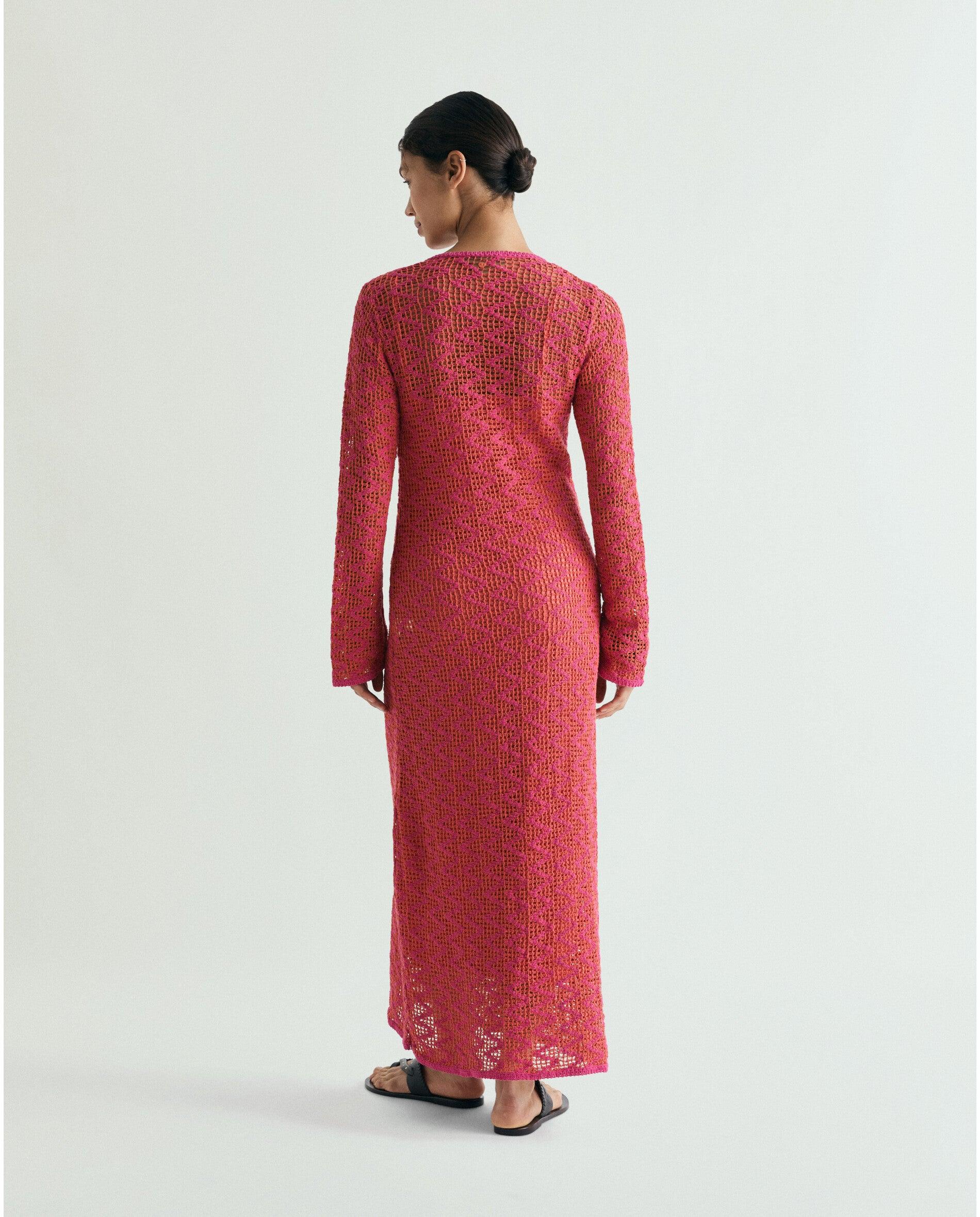 Vestido em Crochet com Forro de Manga Comprida Coral-3
