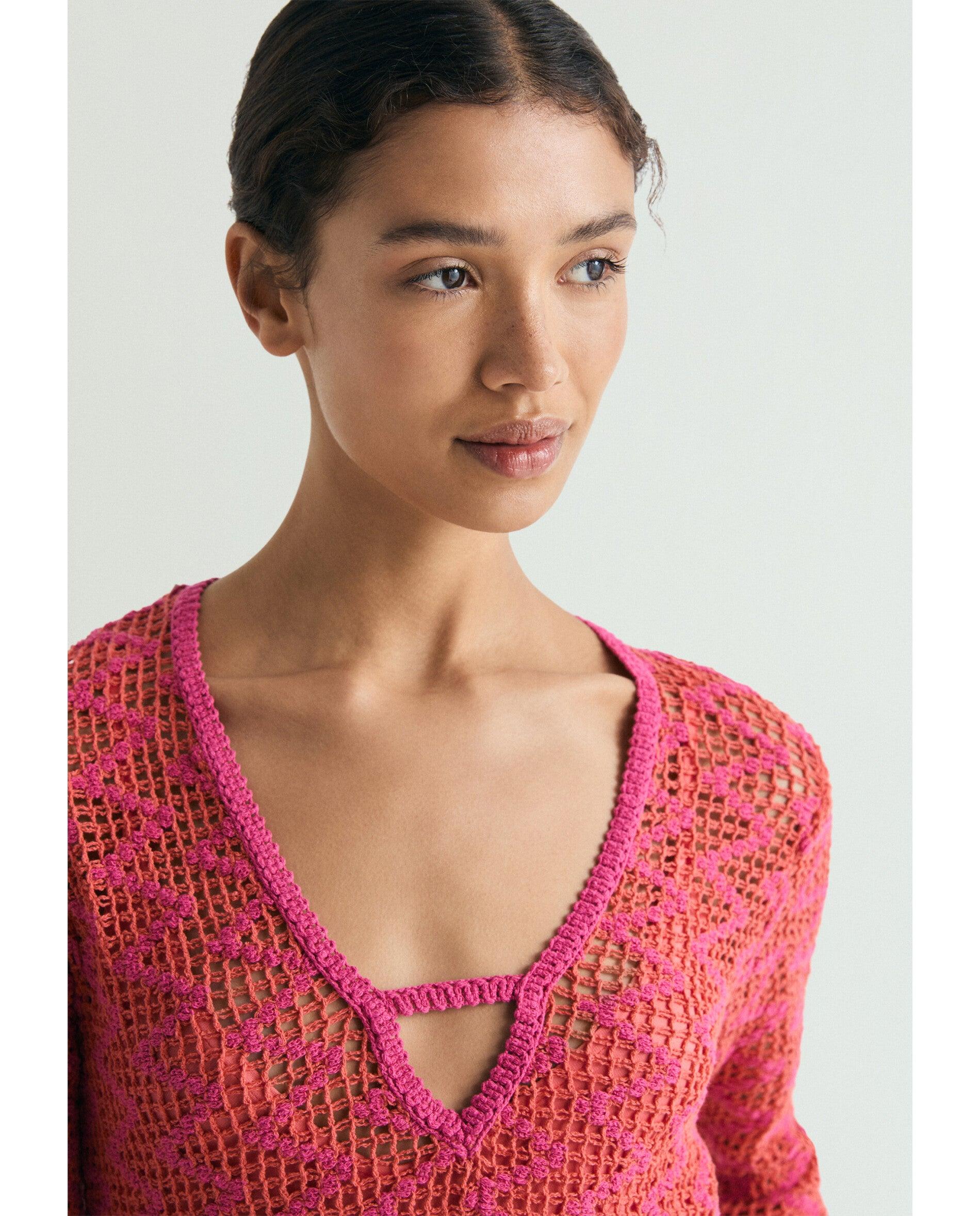 Vestido em Crochet com Forro de Manga Comprida Coral-4