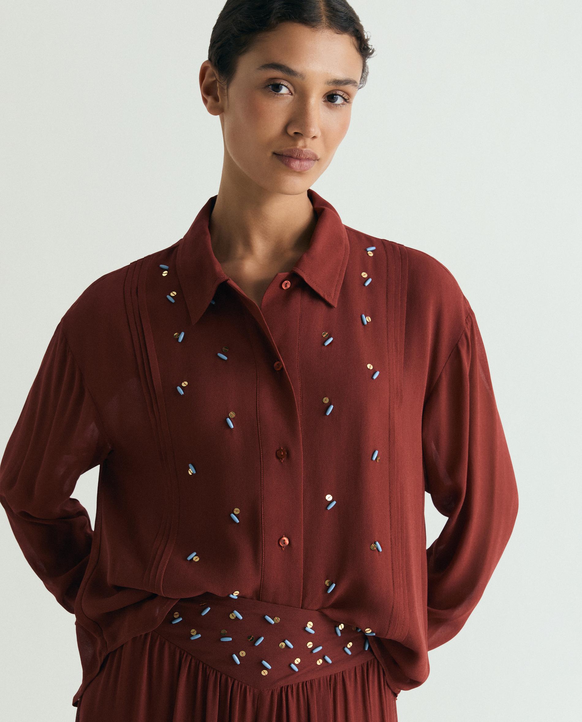 Imagem 0 de Camisa com Plissados e Apliques Decorativos