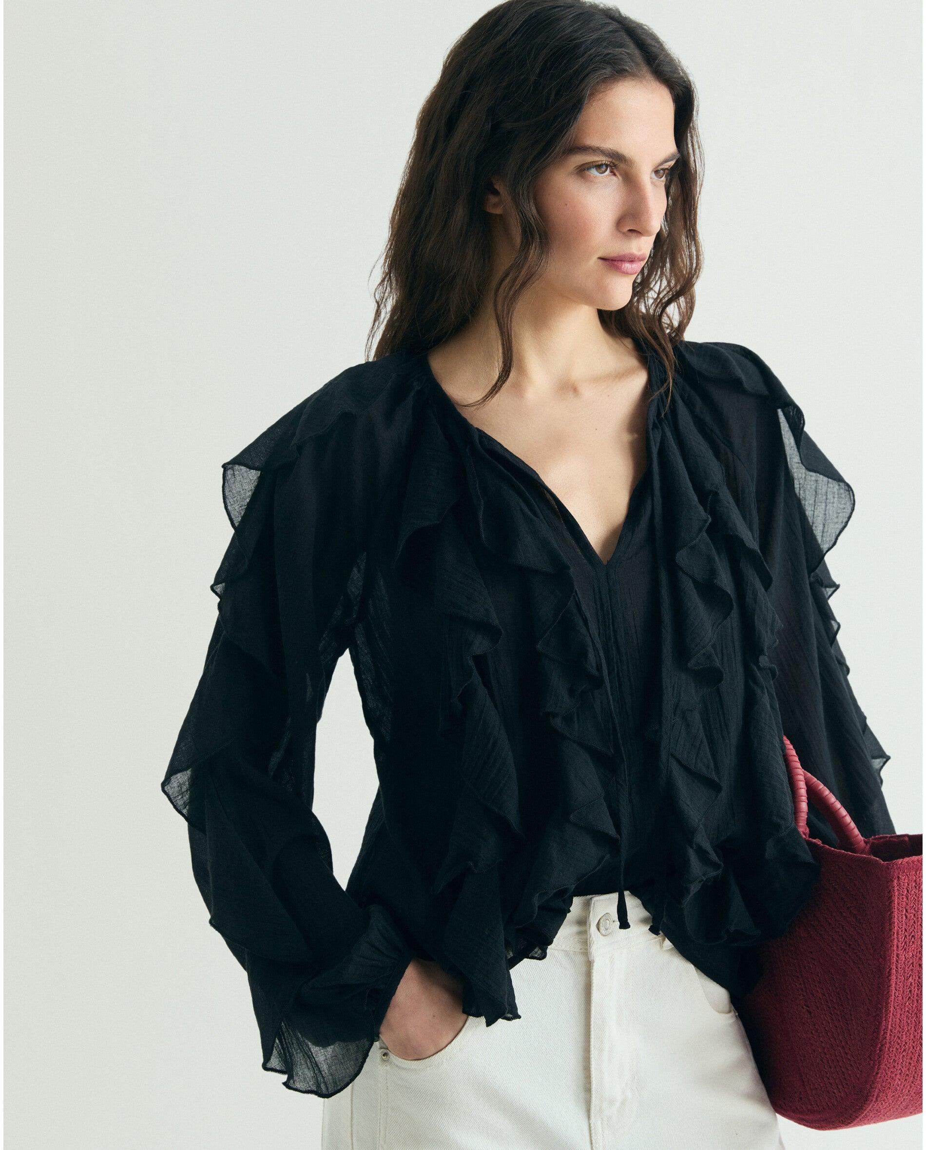 Imagem 0 de Blusa com Folhos e Mangas Ligeiramente Abalonadas
