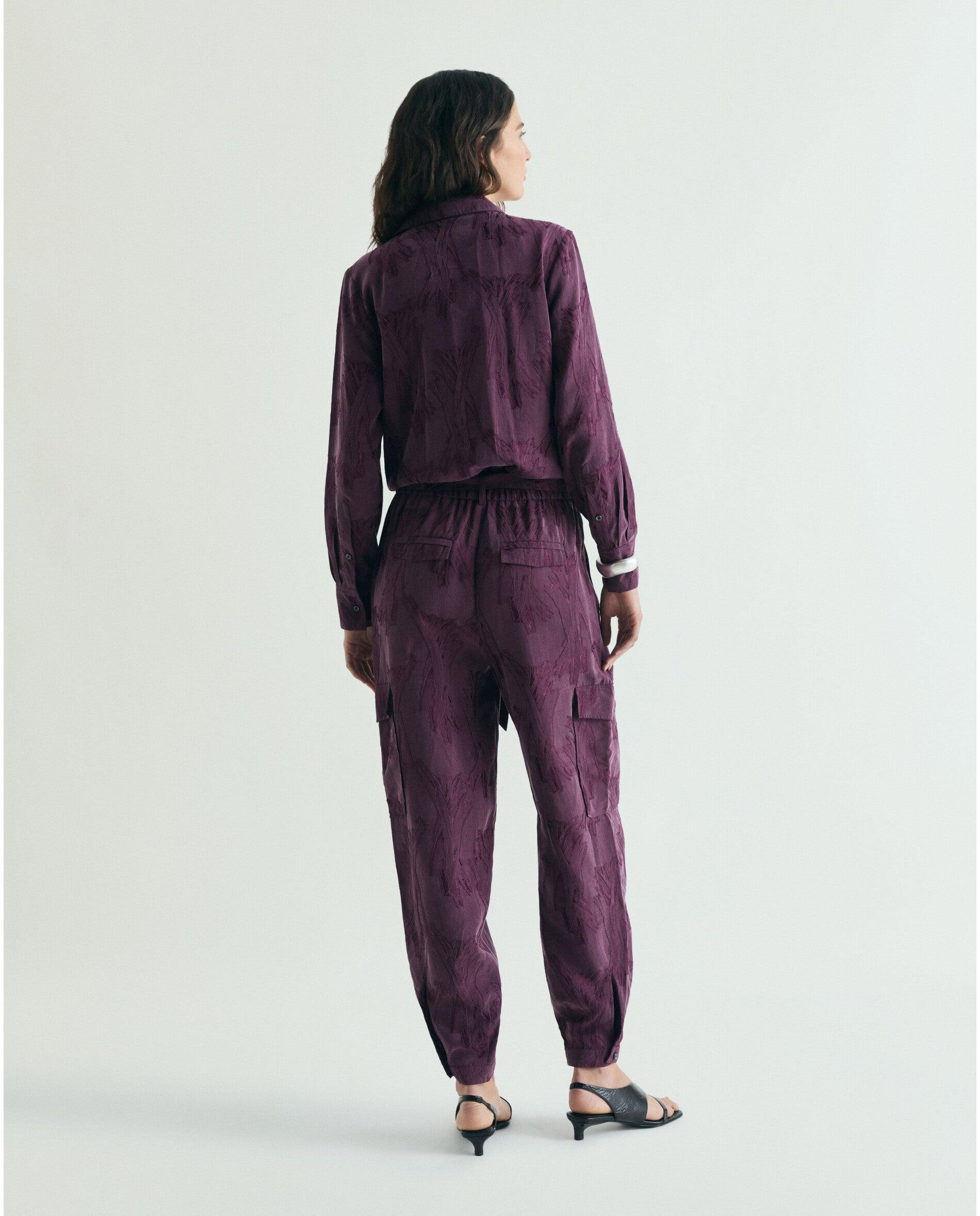 Macacão em Tecido Jacquard com Gola Tipo Camisa Bordeaux-3