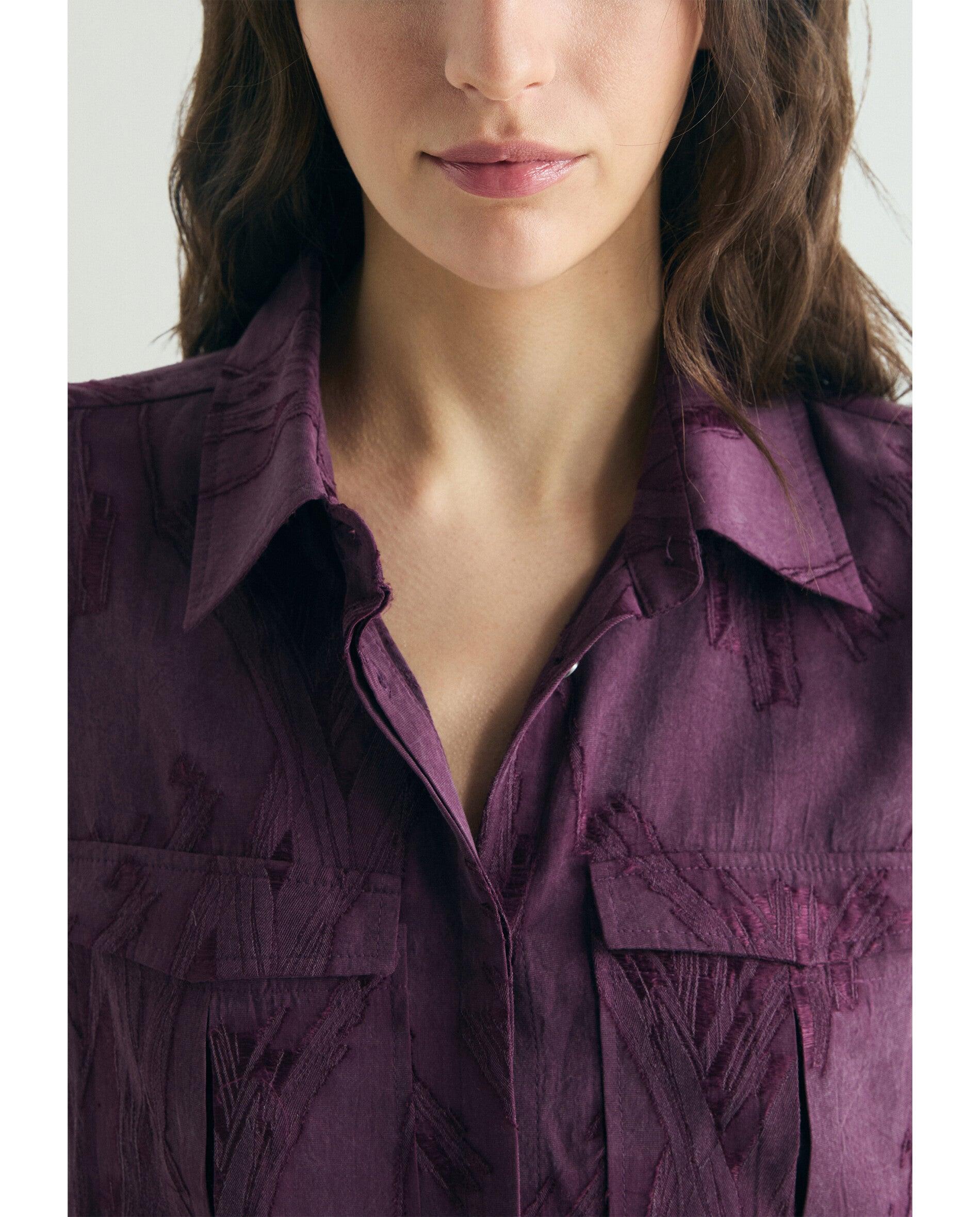 Macacão em Tecido Jacquard com Gola Tipo Camisa Bordeaux-5