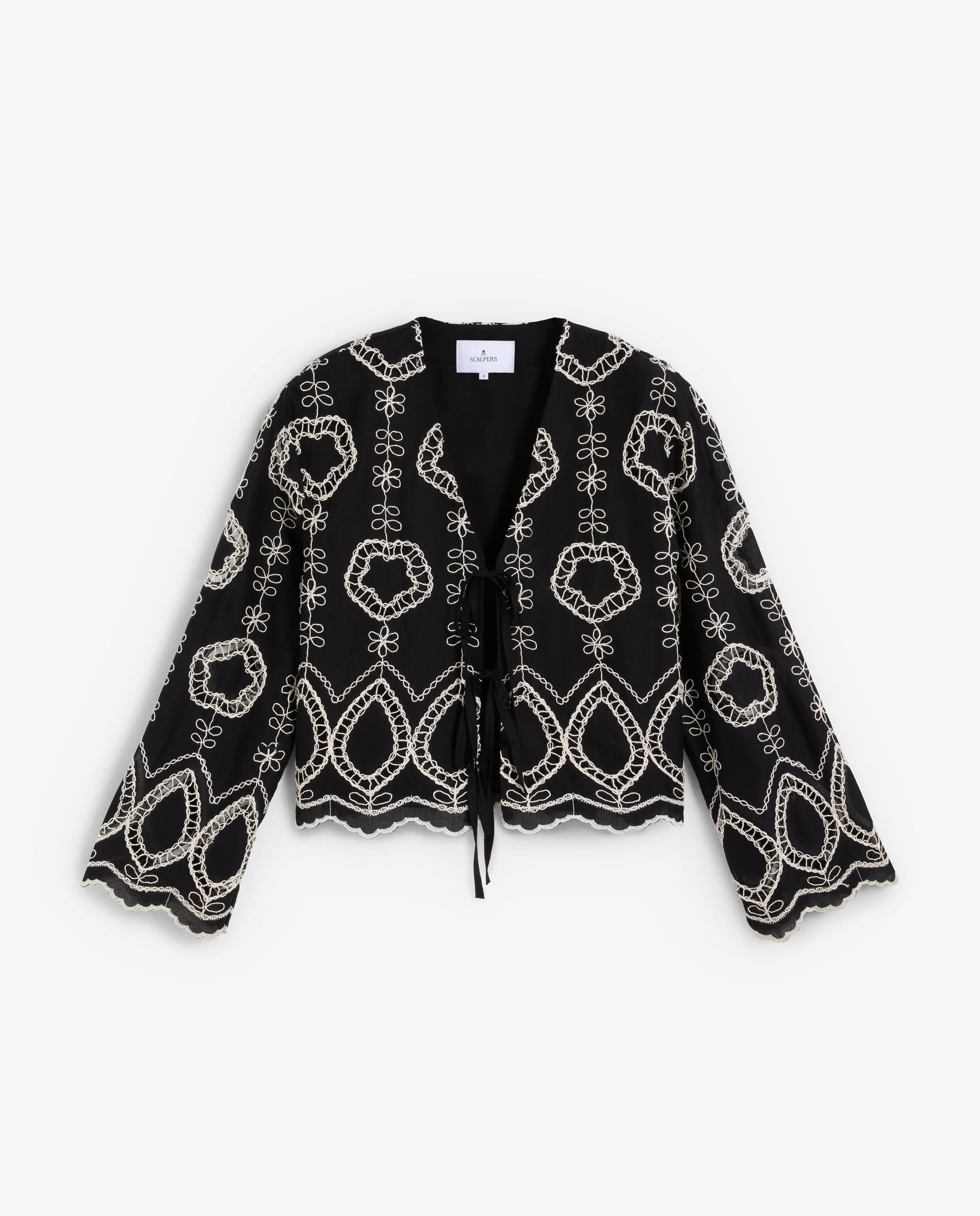 Camisa Bordada com Decote em V Preto-5
