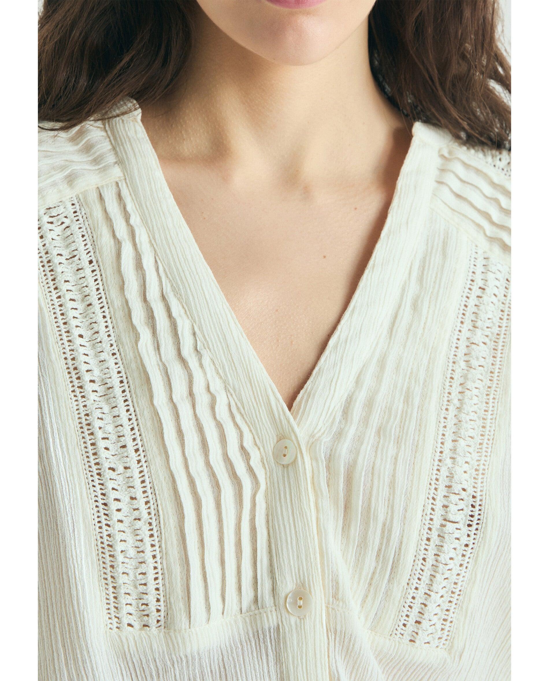 Blusa em Tecido com Textura Semitransparente Branco-5