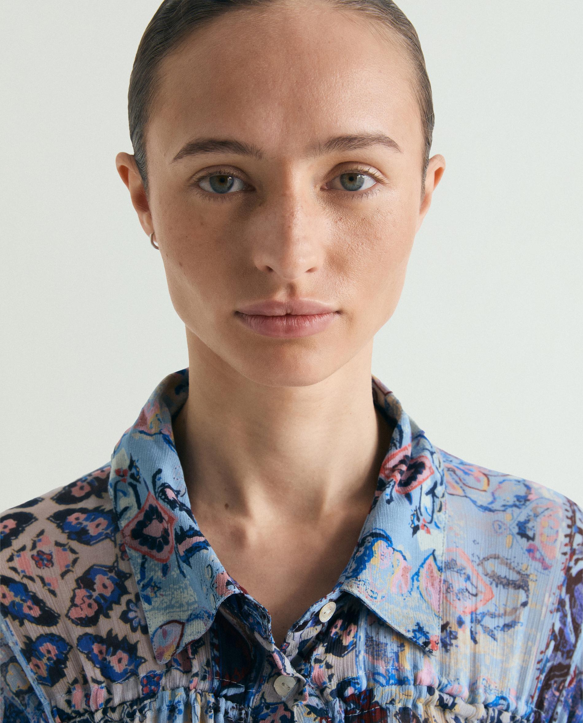 Blusa Estampada com Cordões Ajustáveis nas Mangas Azul-4