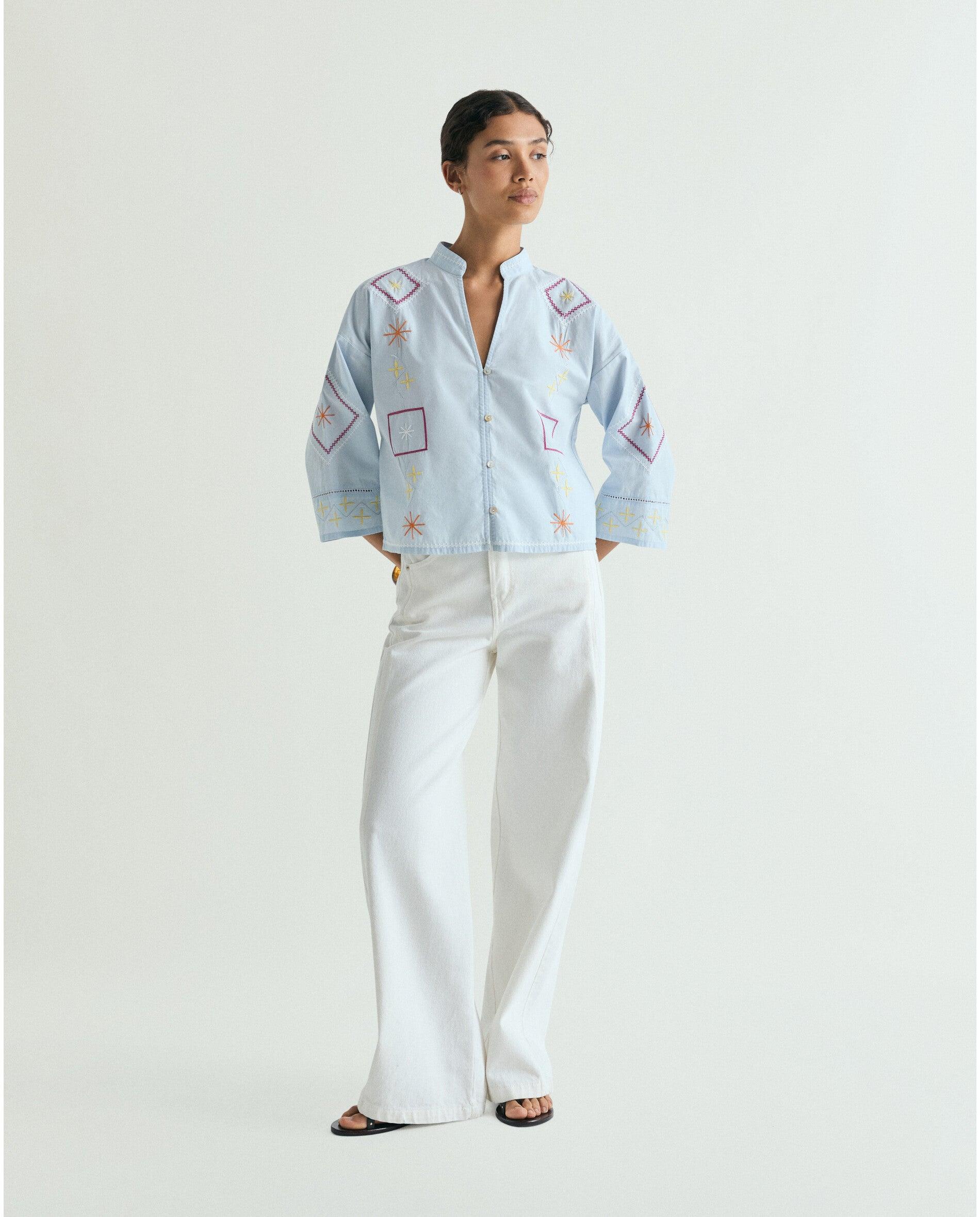Camisa Bordada com Mangas Amplas Azul-claro-3