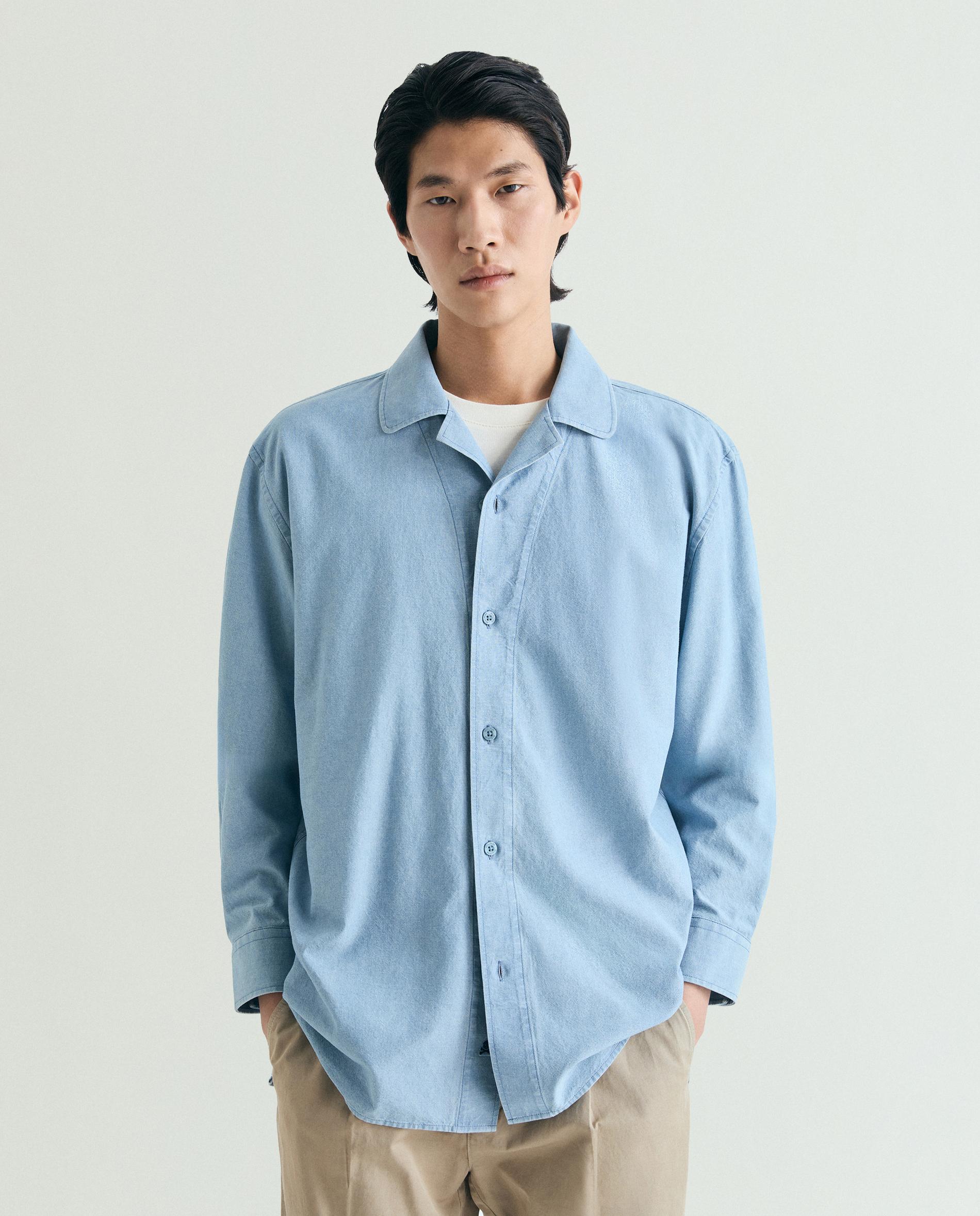 Imagem 0 de Camisa Jeans Regular Fit com Gola Pijama