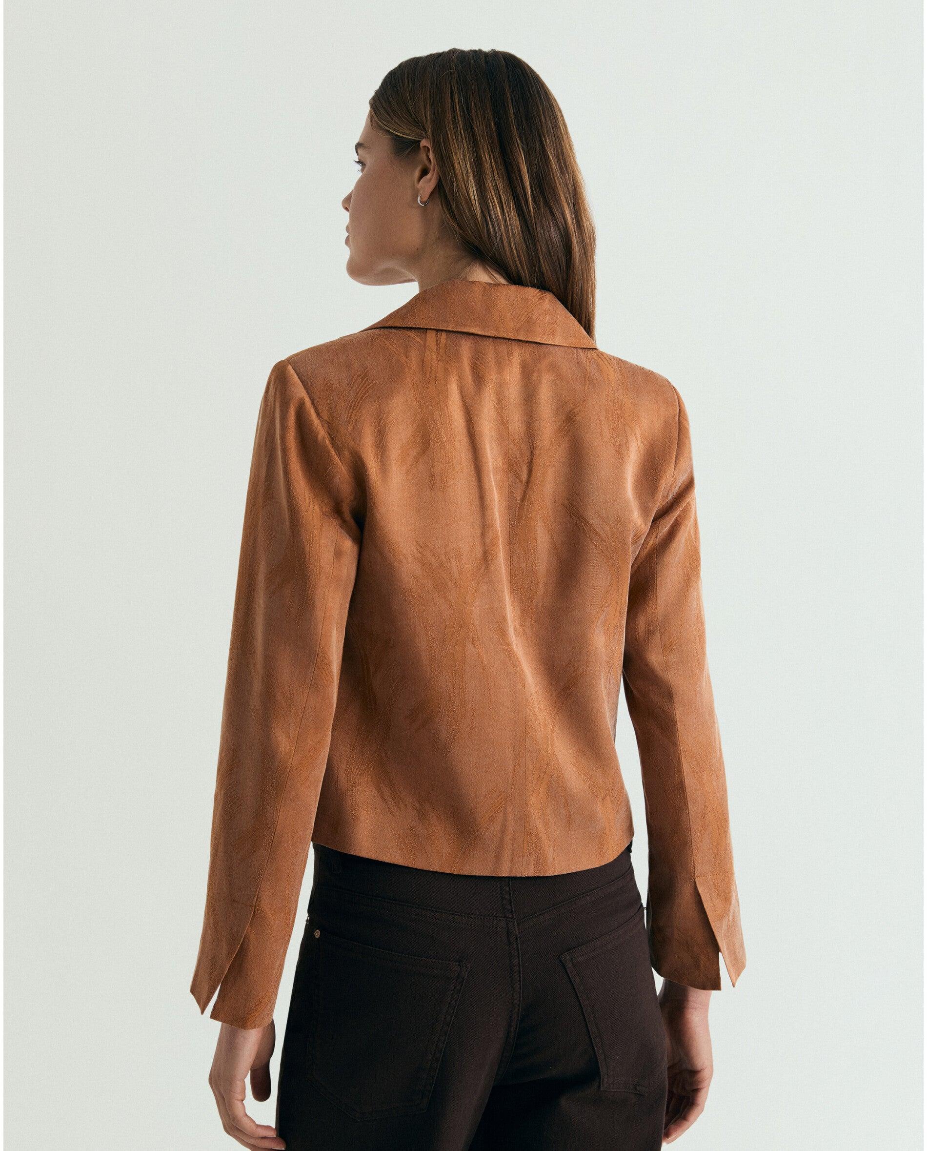 Blazer Curto em Tecido Jacquard Laguna-2